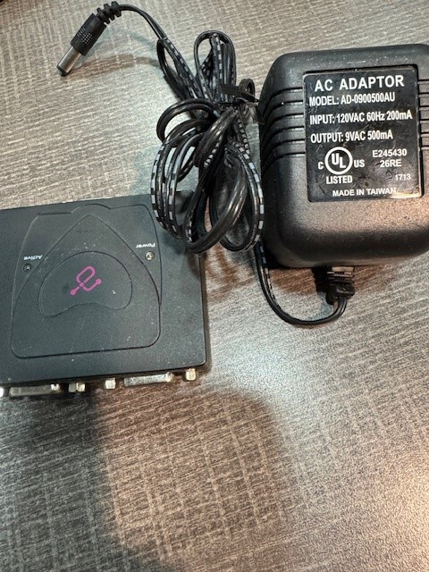 Aluratek AVS02 2-Port VGA Video Splitter High Signal Bandwidth 350MHz