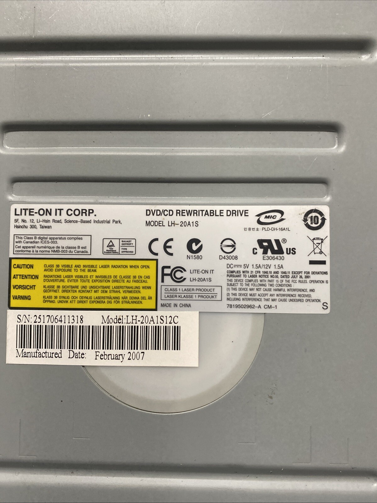 LITE-ON 20X DVD±R DVD/CD Rewritable Drive BURNER LH-20A1S