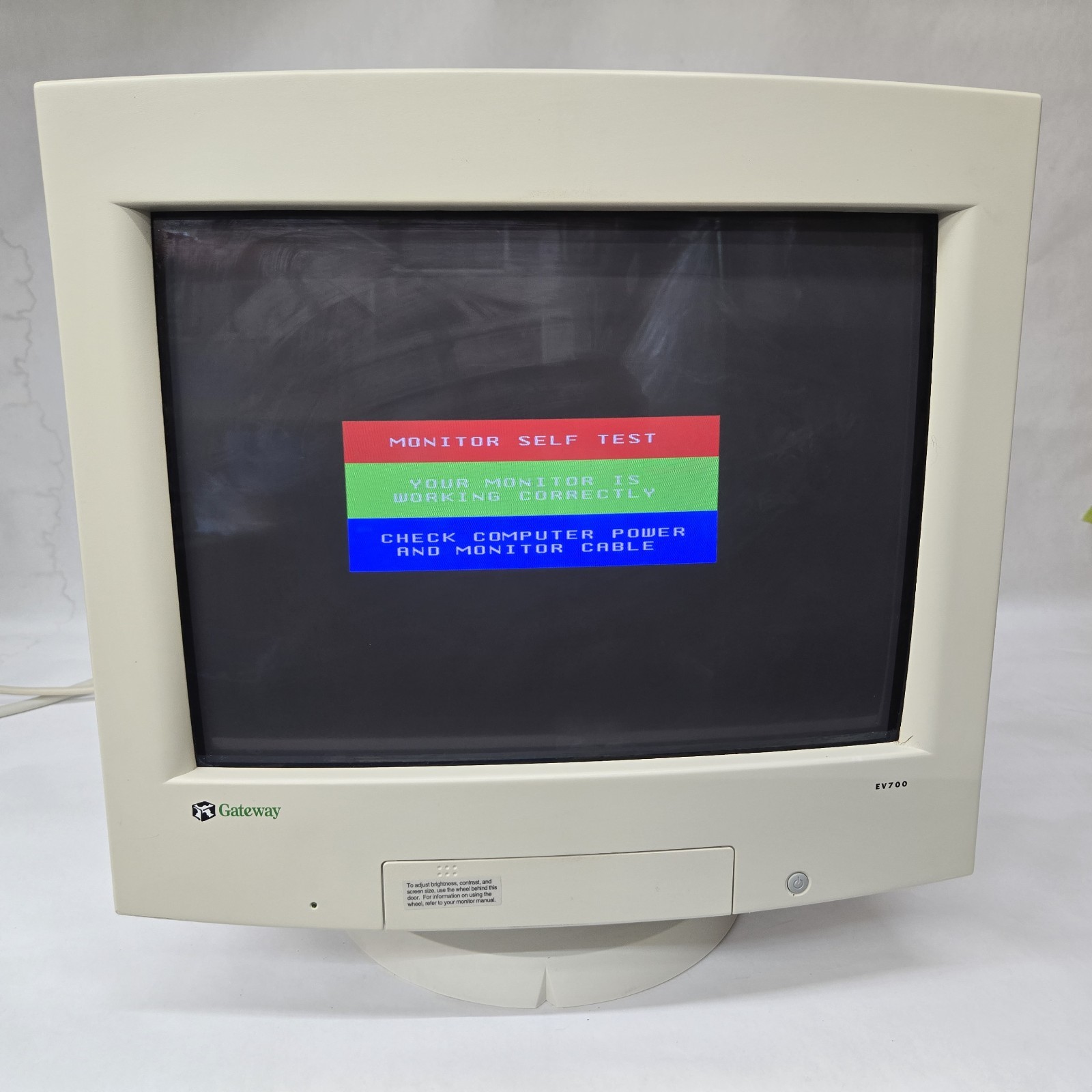 Vintage Gateway EV700A 17" CRT Retro Gaming Monitor 2000 Tested Working Nice