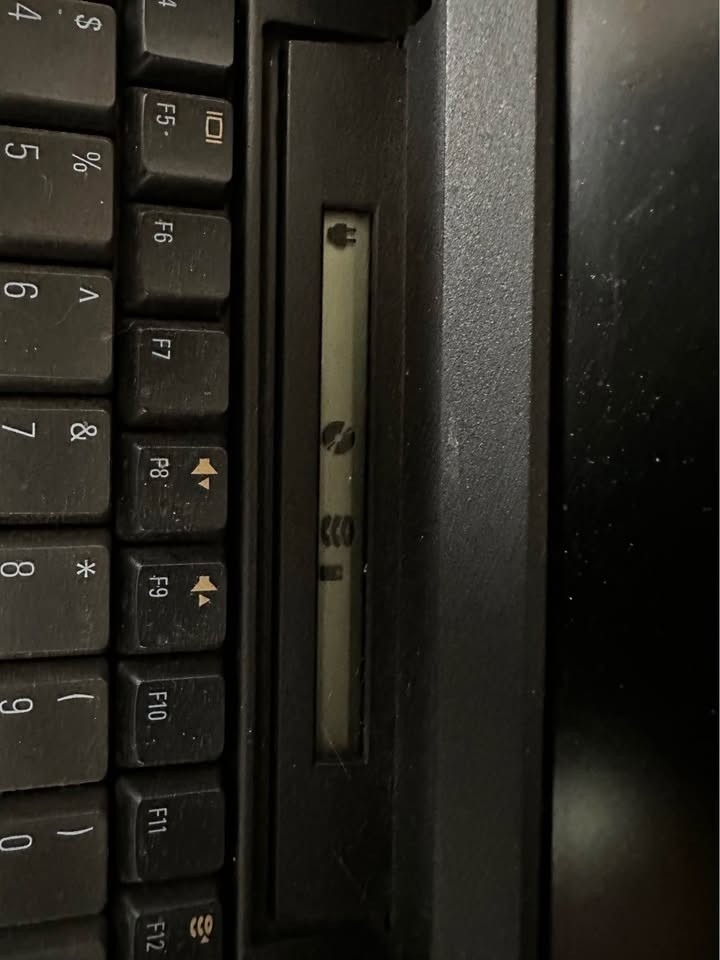2 HP OMNIBOOK 2000CS 2000CT FOR PARTS PIECES SOLD AS IS