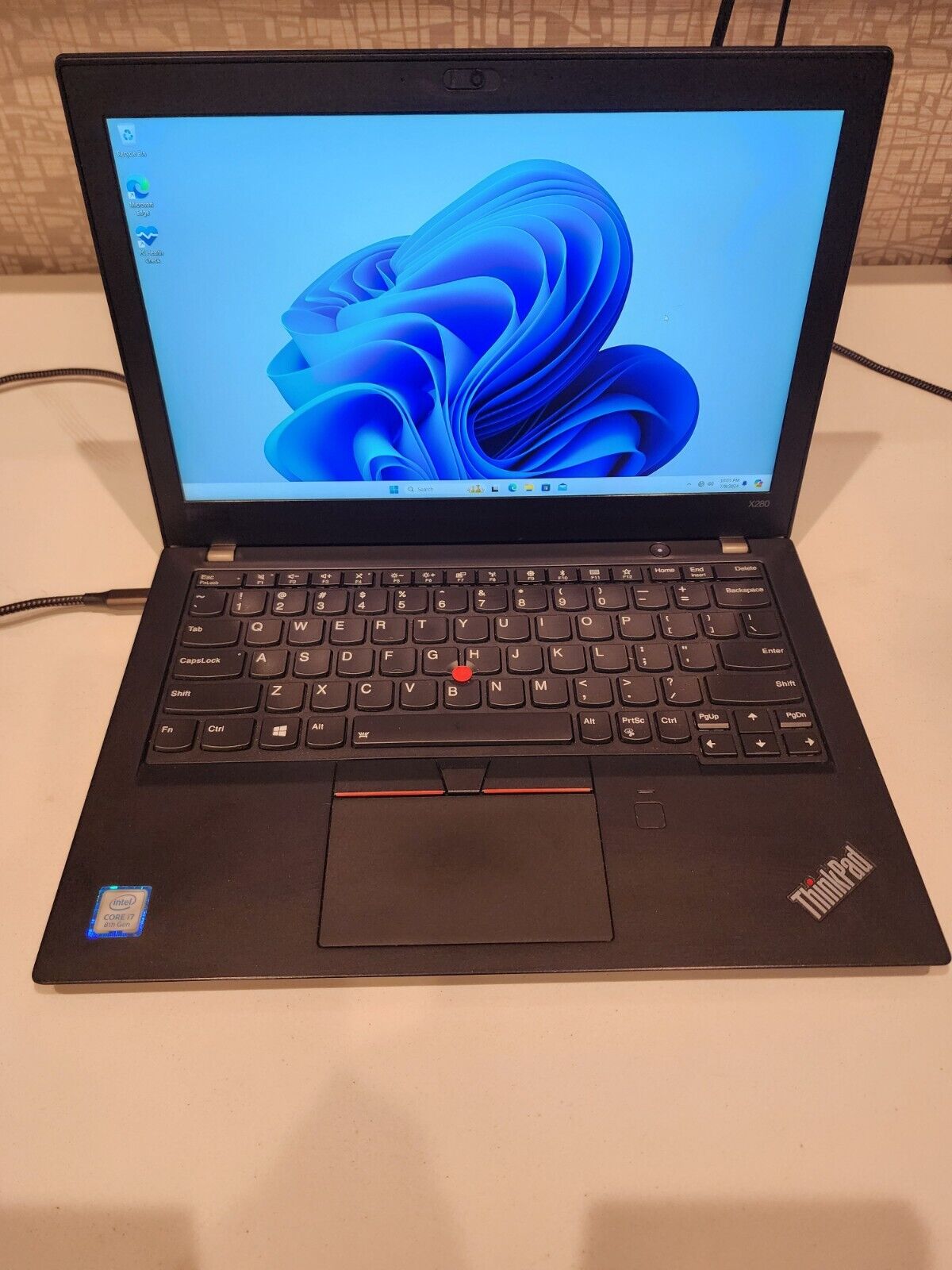 Lenovo ThinkPad X280 i7-8550u TouchScreen 256gb 8gb FHD Windows 11 PRO *read*