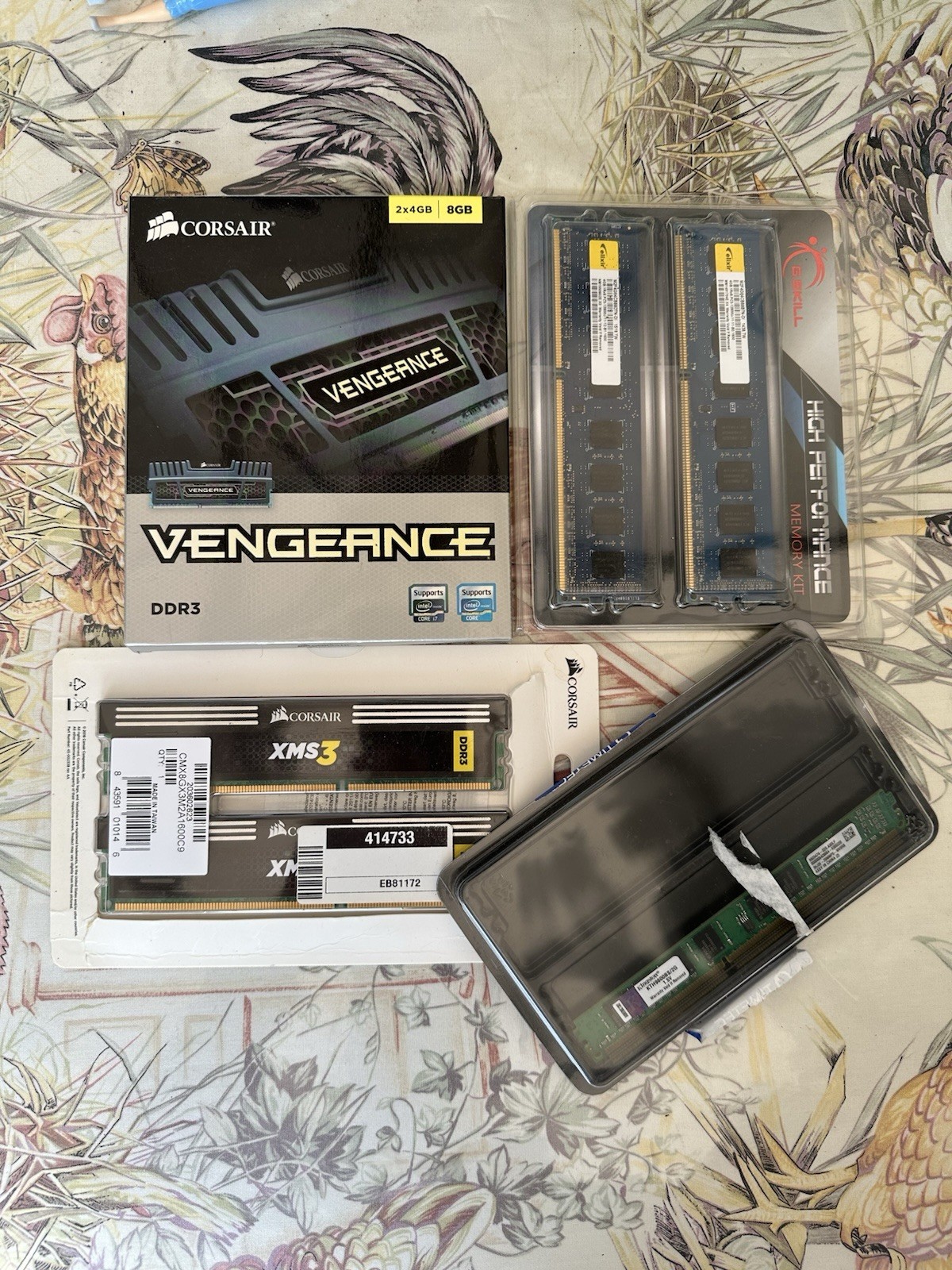 Corsair Vengeance Kingston G.Skill High Performance Elixir T.w. New