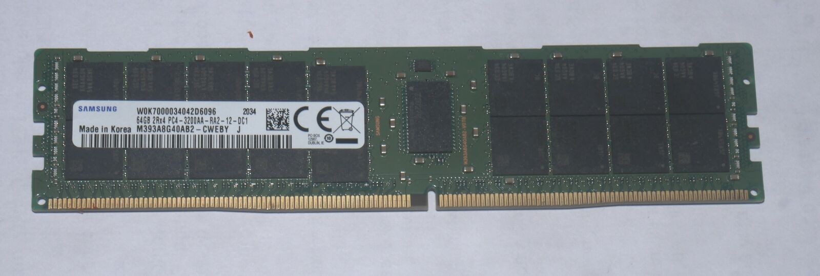 Server Memory: Samsung 64GB 2Rx4 PC4 3200AA DDR4 ECC M393A8G40AB2-CWE