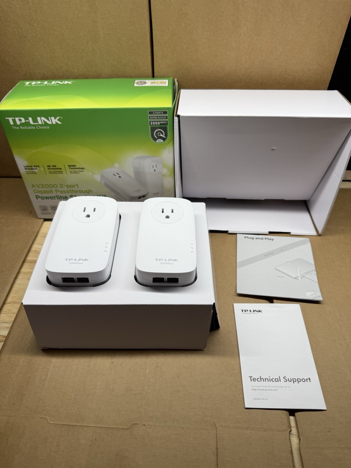 TP-Link TL-PA9020P AV2000 Powerline Ethernet Adapter Kit