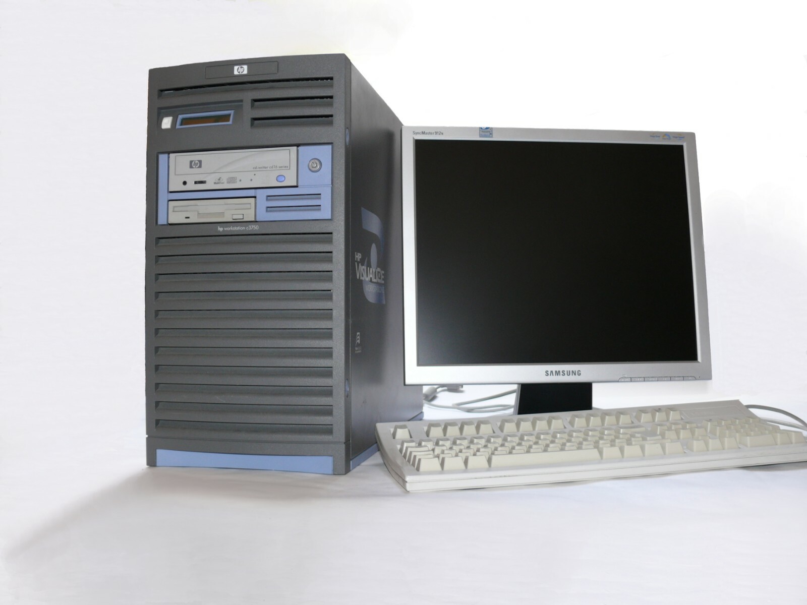HP 9000 Visualize C3700 UNIX System (A6057B)