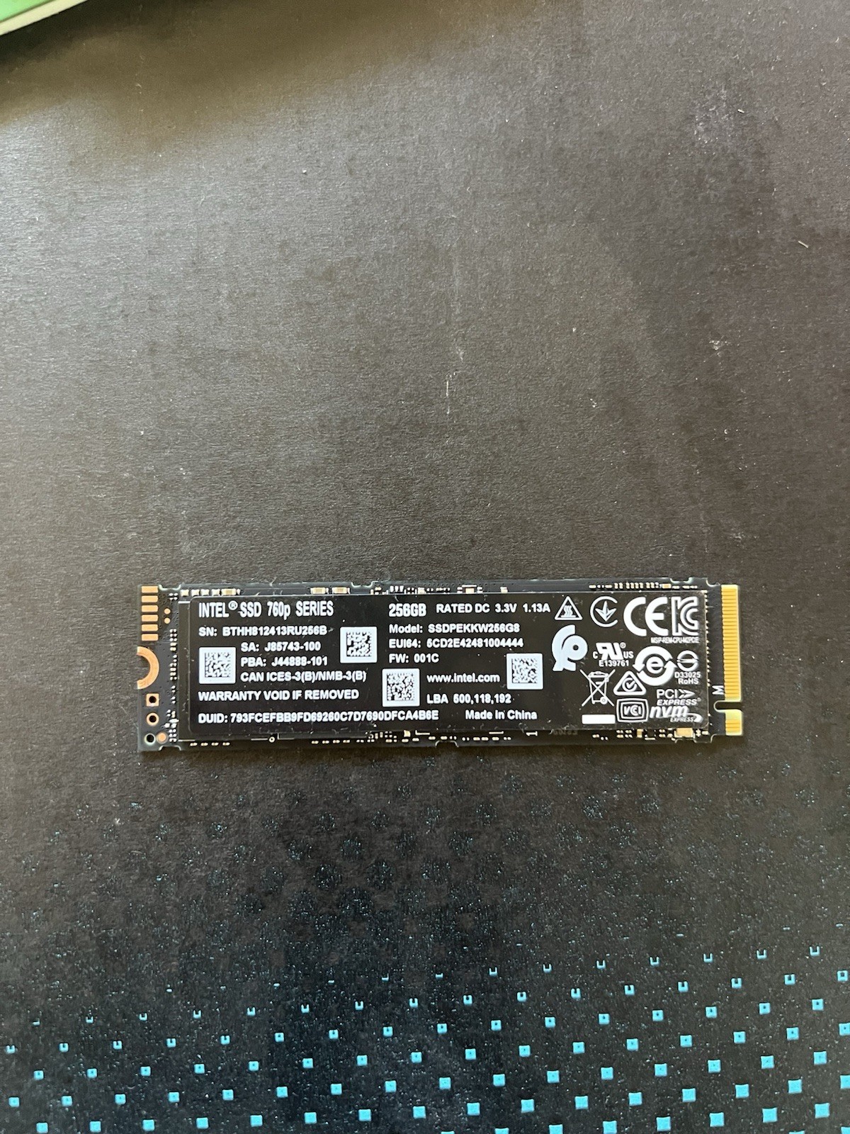 Intel 760P  SSDPEKKF256G8L 256GB M.2 PCIe NVMe 80mm Solid State Drive