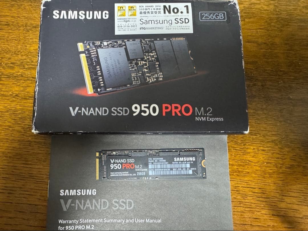 SAMSUNG 950 PRO 256GB M.2 NVMe Internal SSD Solid State Drive