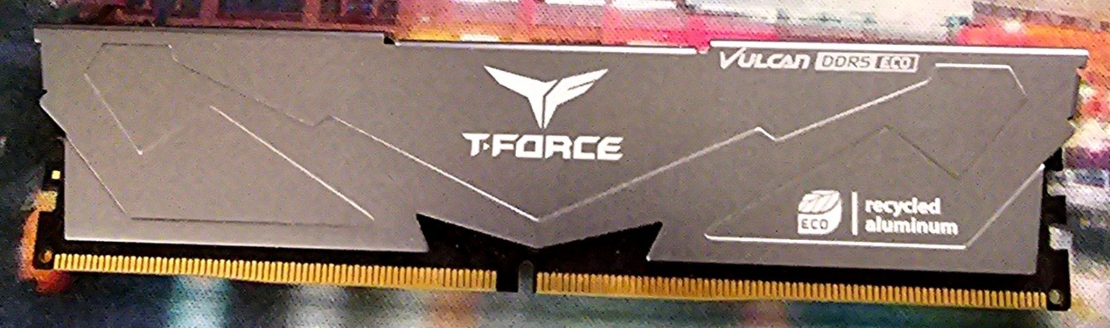 T-Force Vulcan DDR5 16GB 5200MHz Desktop RAM Recycled Aluminum Heat Spreader Eco
