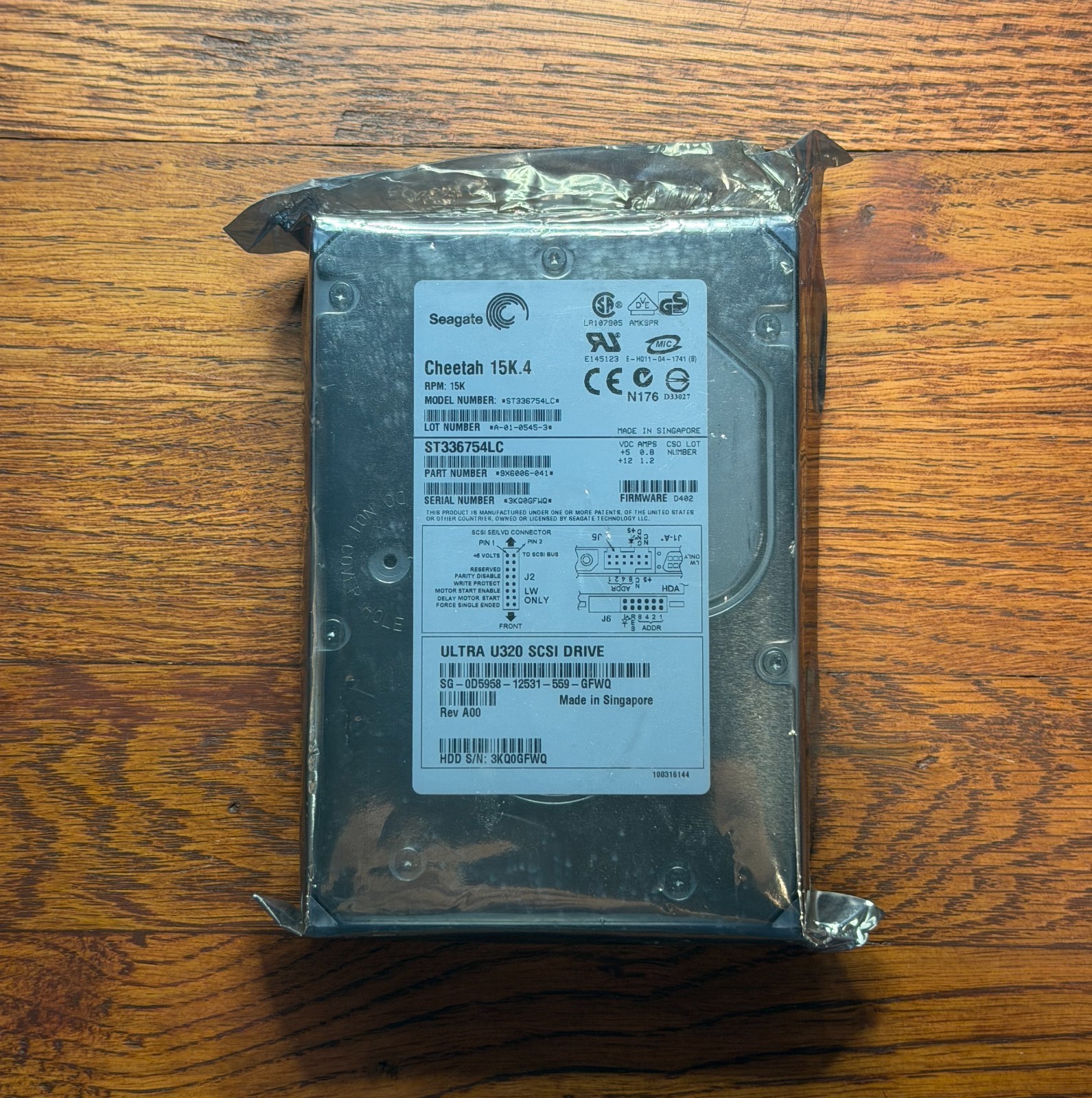 Seagate Cheetah ST336754LC 15K.4 36.7GB 15K RPM 3.5" U320 SCSI 80PIN Hard Drive