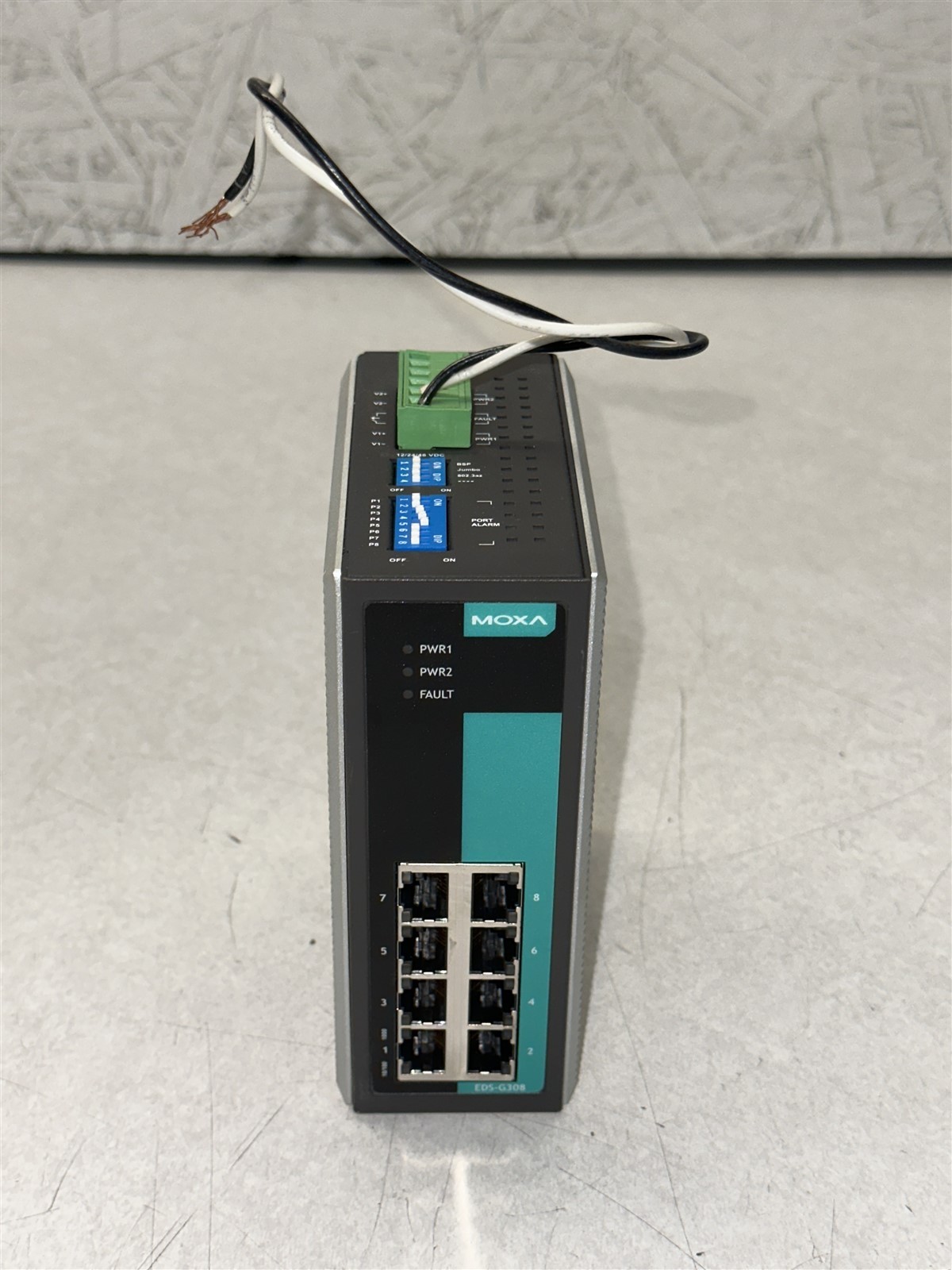 MOXA EDS-G308 8-PORT UNMANAGED INDUSTRIAL ETHERNET SWITCH