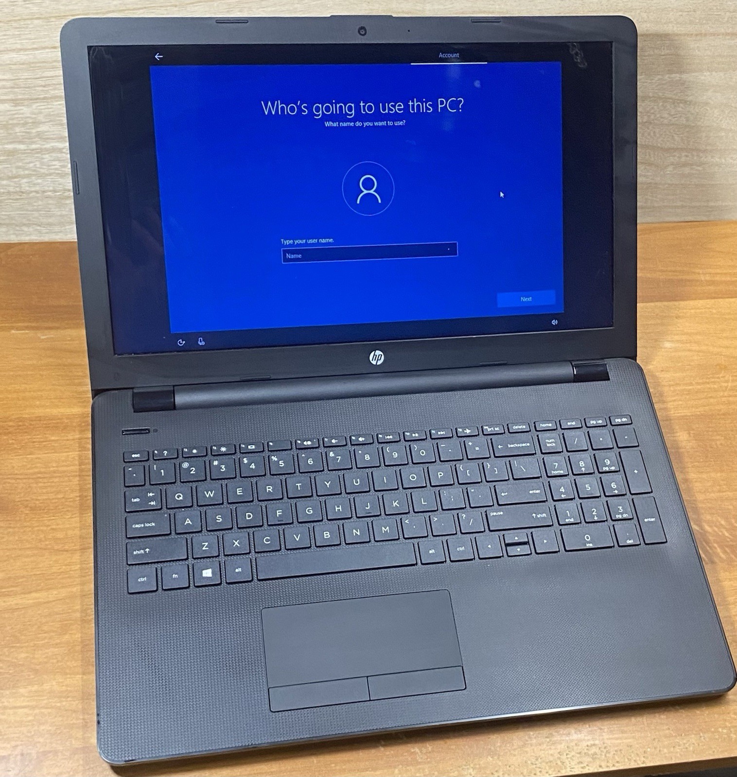 HP 15-Series Laptop 15.6" Black - Windows 10 Setup Screen - Tested & Working