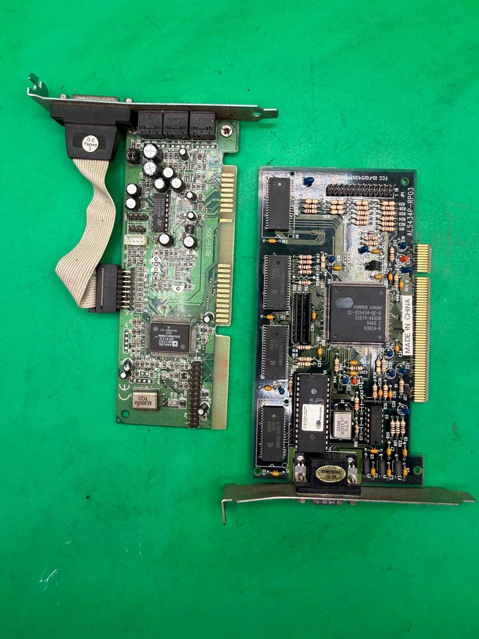 Lot of 2 ISA PC Cards Cirrus Logic VGA Video Card & MF-009 Sound Card RE