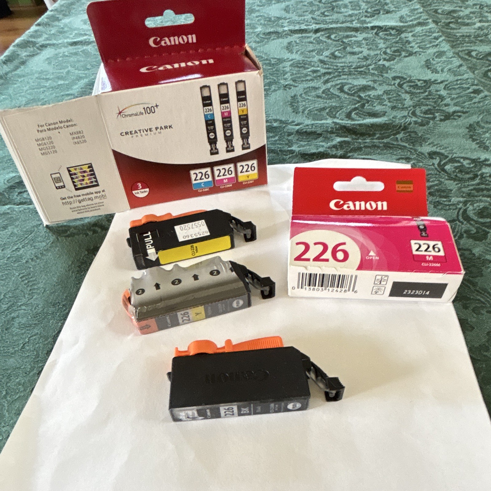 Canon CLI-226 Genuine/Original Ink Cartridges Lot: Magenta Yellow Black