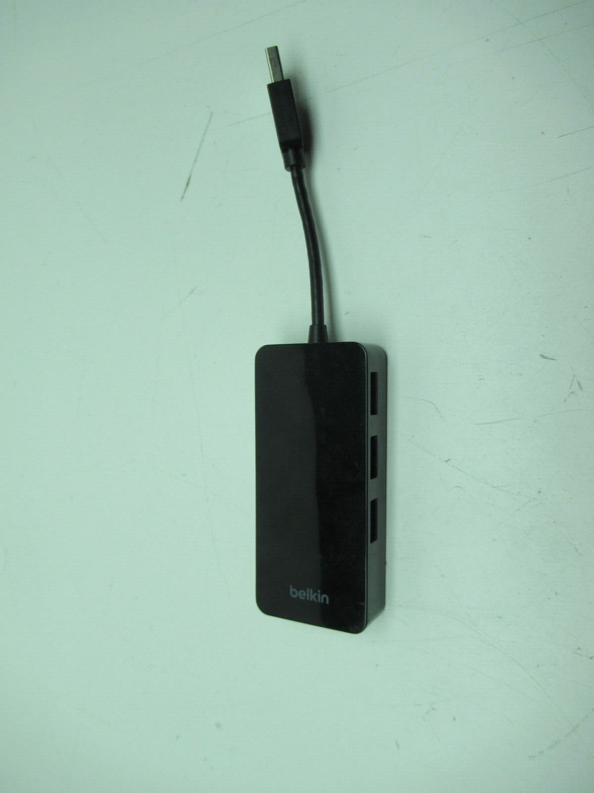 Belkin USB-A TO 3 Port USB Network Adapter - B2B128tt