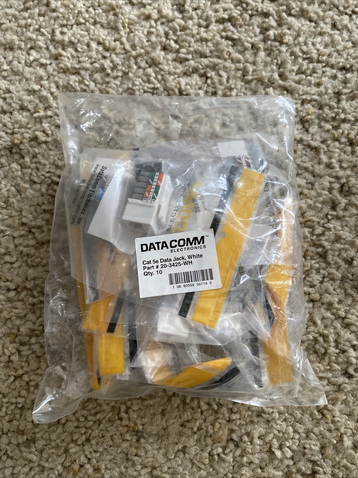 DataComm Cat 5e Keystone Jack White Network Ethernet 8P8C 20 3425 WH Count 10