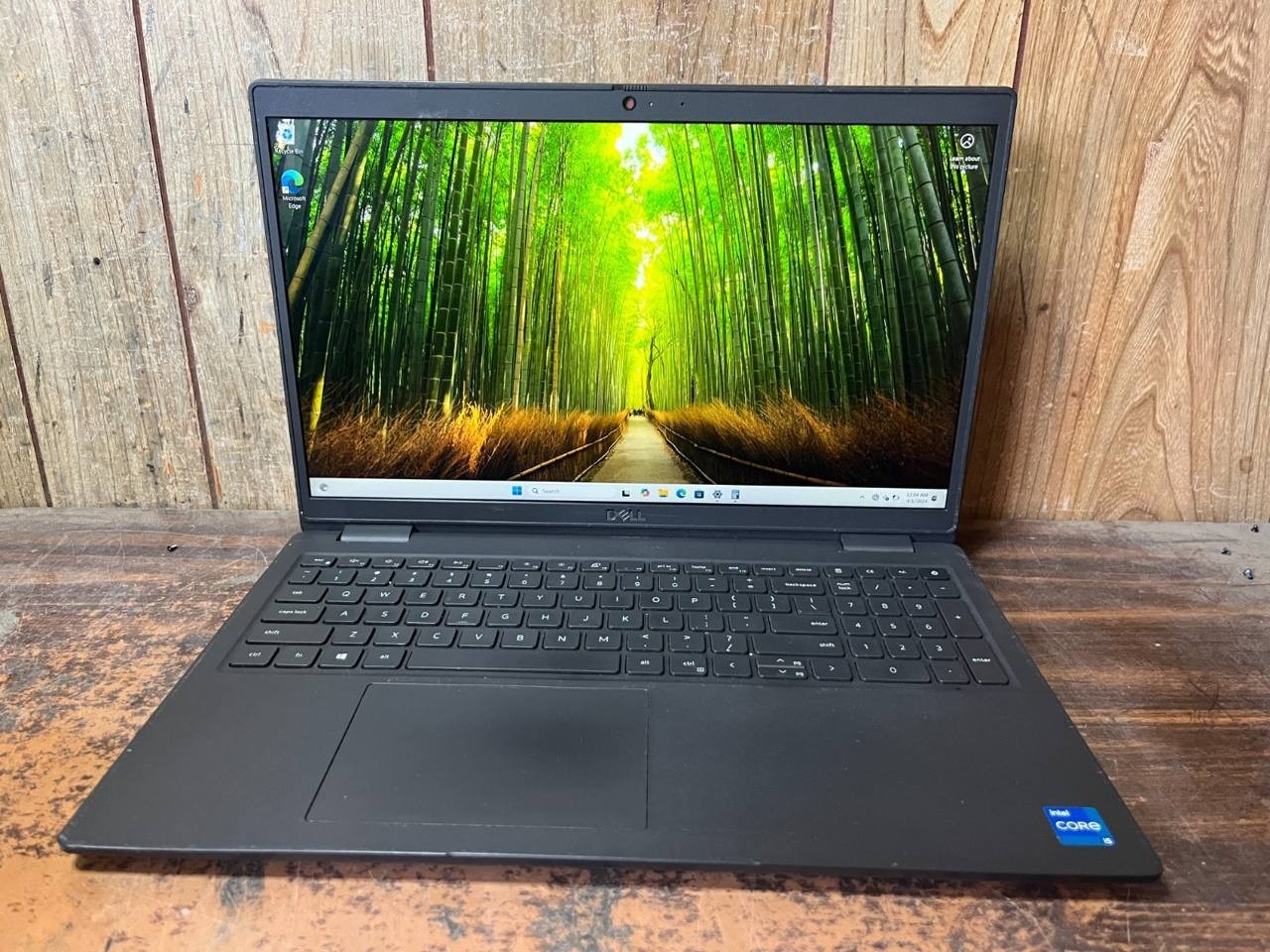 Dell Latitude 3520 15.3" FHD Iris Xe Graphics Laptop Tested