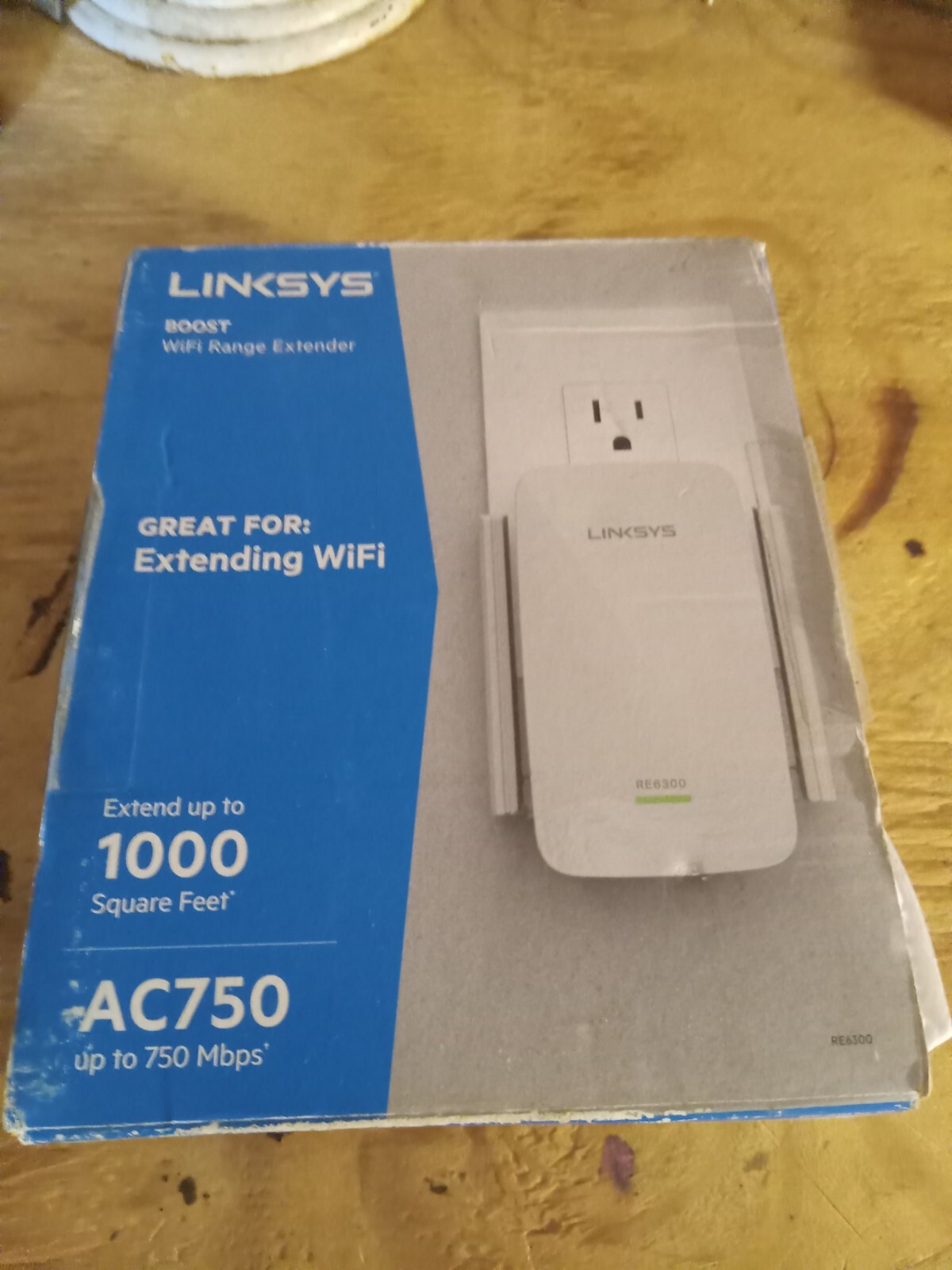 MINT  Linksys AC750 Boost Dual-Band Wi-Fi Gigabit Range Extender Model RE6300