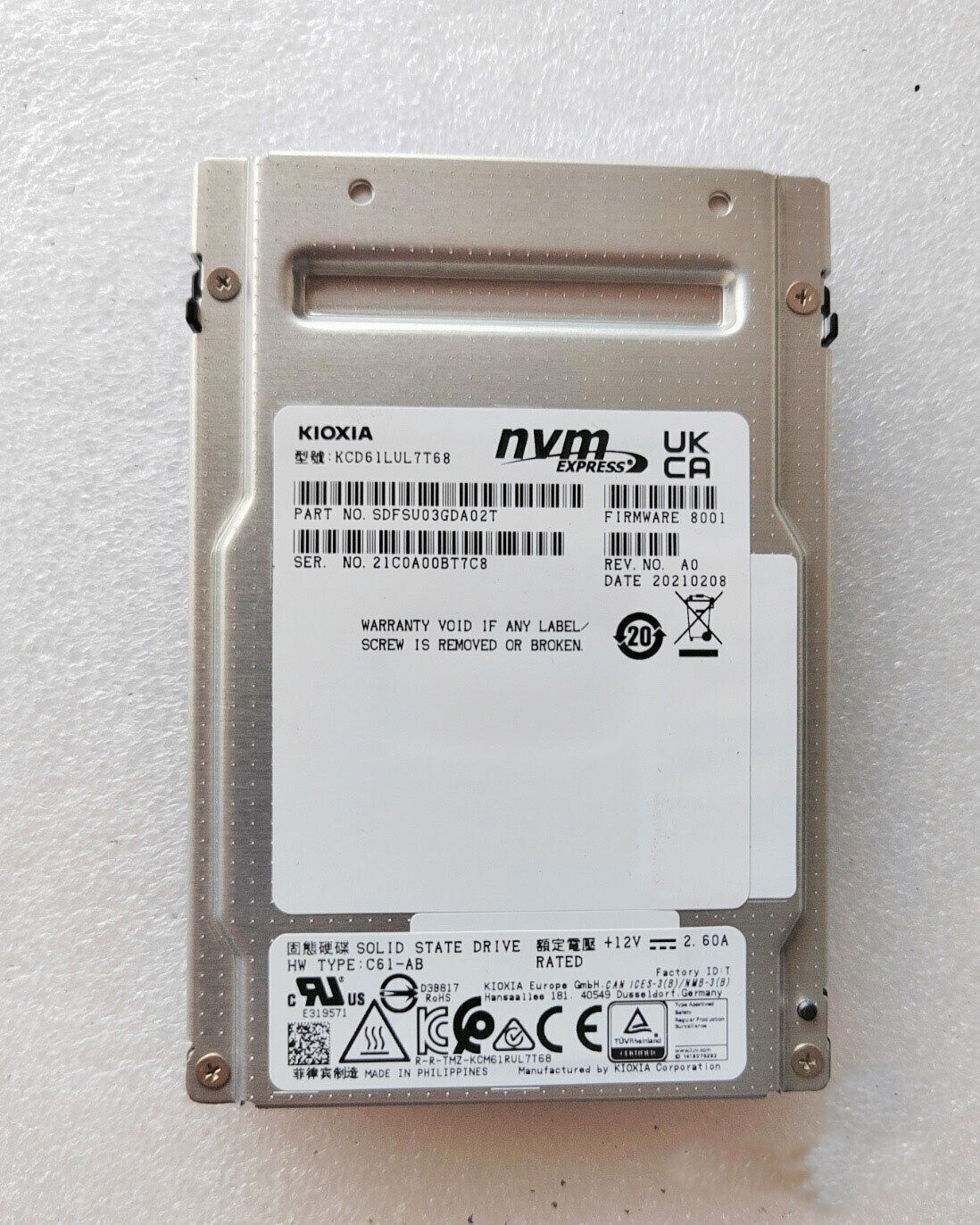 CD6 7.68TB SSD U.2 2.5\