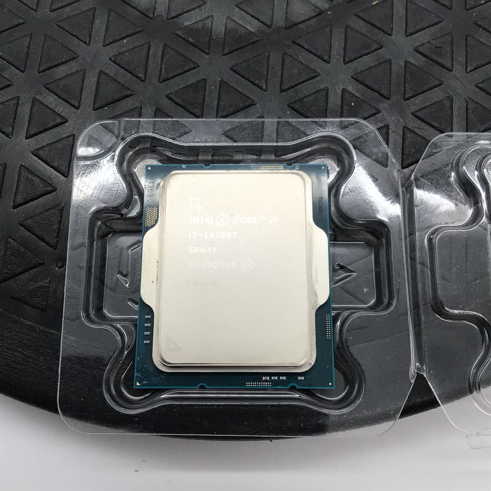 Intel Core i7-14700T 20-Core 1.3GHz LGA 1700 CPU Processor SRN41