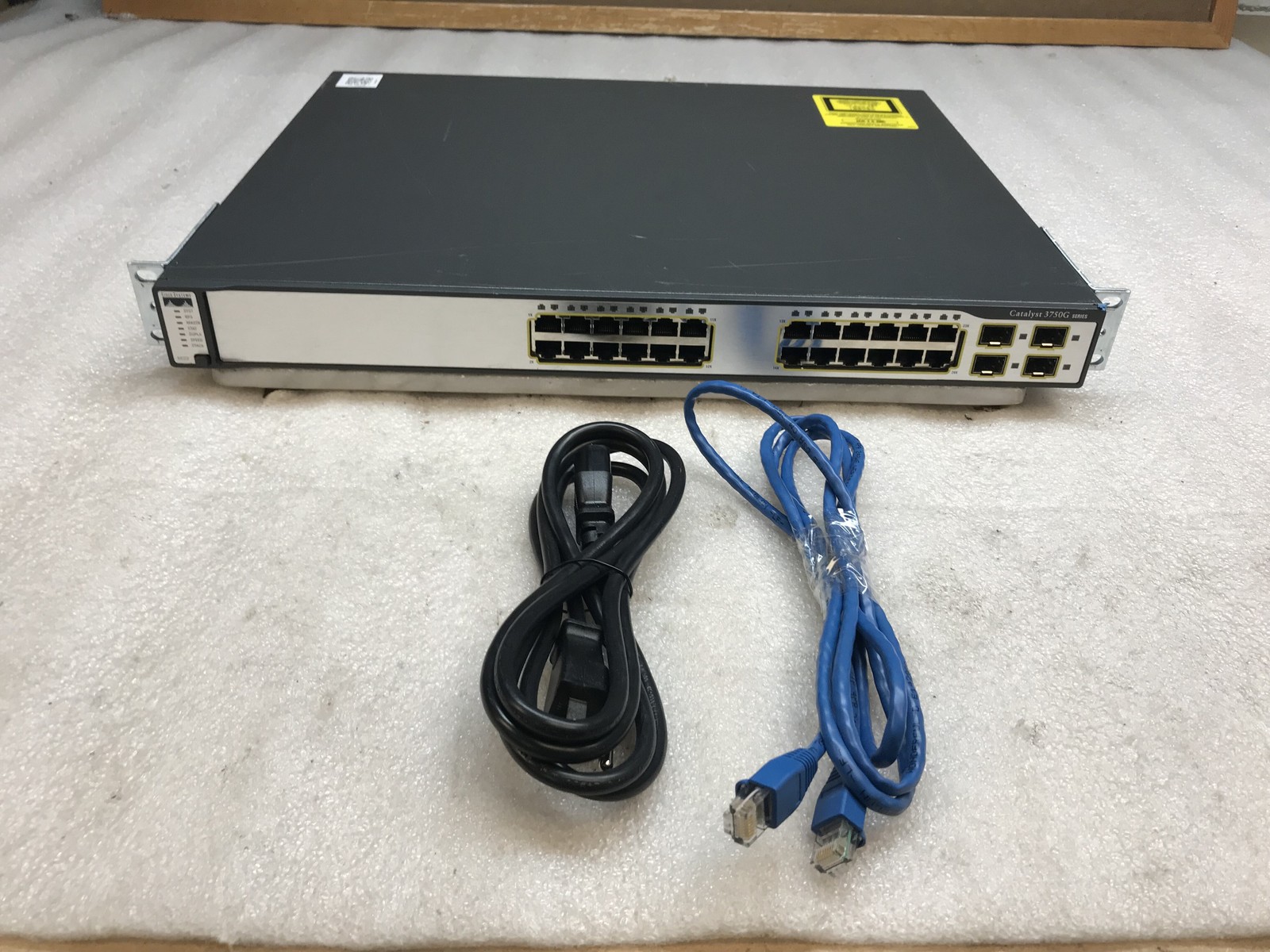 Cisco Catalyst WS-C3750G-24TS-S 1U V01 24-Port Gigabit Layer 3 Switch
