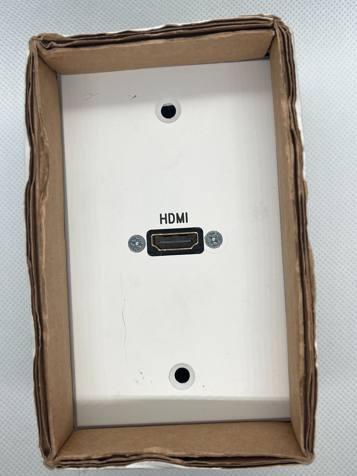 NEW PanelCrafters HDMI pass through single gang wall plate - white