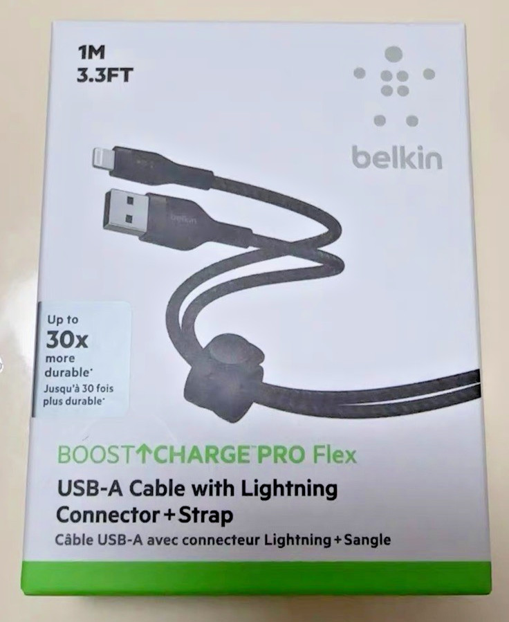Belkin Boost Charge PRO Flex USB-A Cable 1M with Lightning Connector + Strap