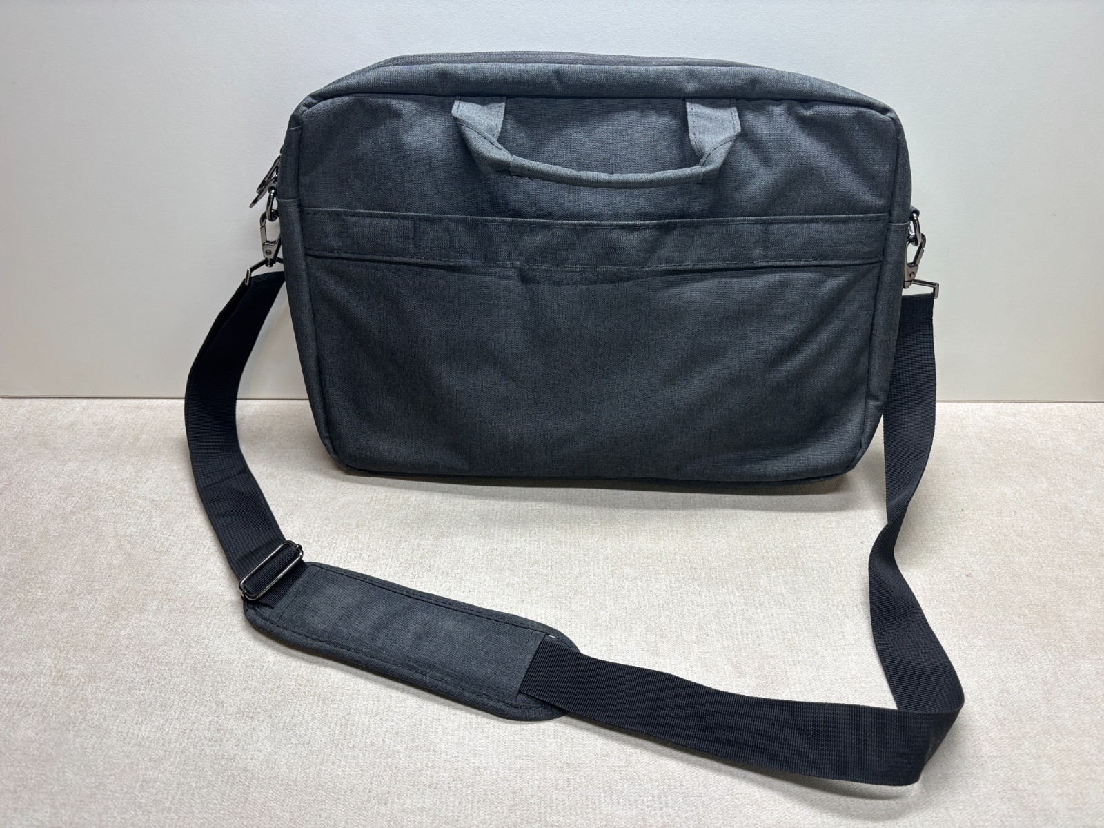 Kroser Laptop Bag Gray Detachable Strap Padded Messenger