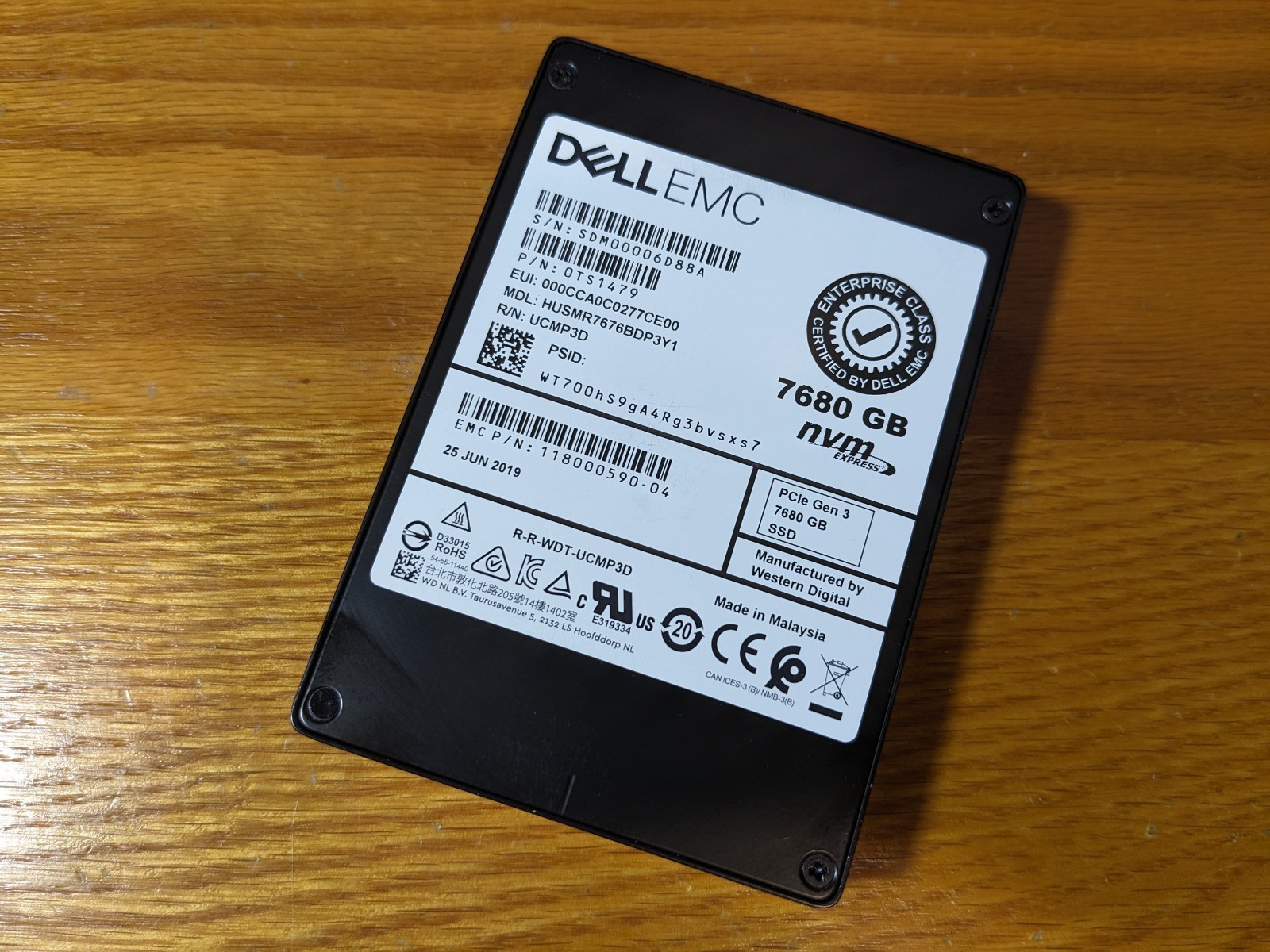 Dell 7.68TB WD Ultrastar SN200 PCIe 3.0 NVMe 2.5'' U.2 SSD EMC 0TS1479 93-95%