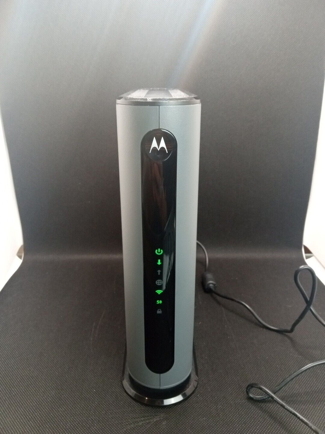Motorola MG7540 DOCSIS 3.0, 16x4 Cable Modem WIFI Router 2.4G / 5G FAST SHIP