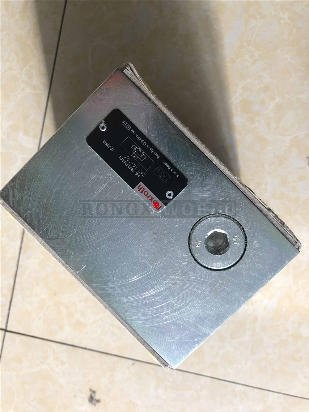 1PCS Rexroth valve Z4S16-20/ R900425901 FedEx or DHL