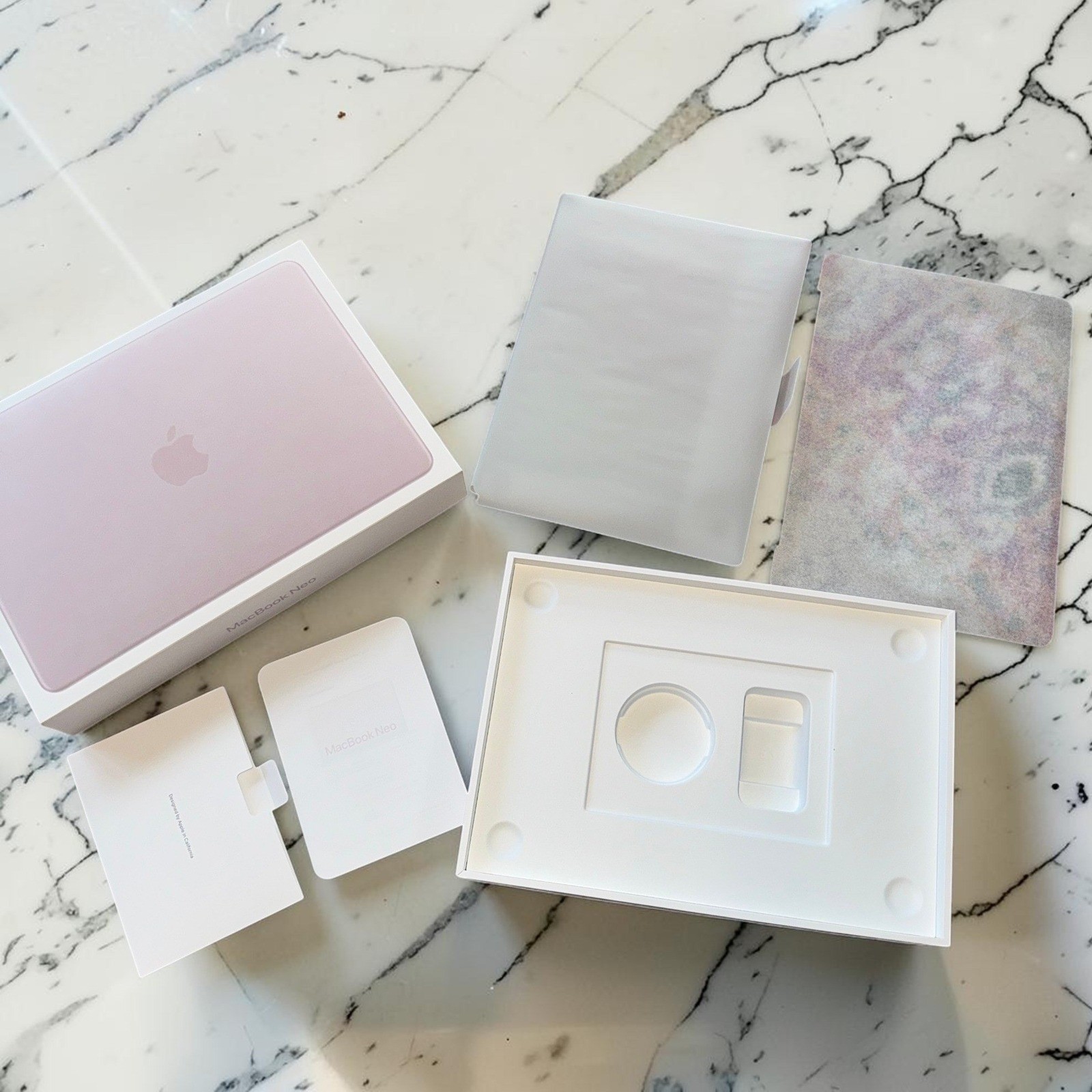 New BOX ONLY Pink Empty Replacement Blush Box MacBook Neo Apple 512 GB