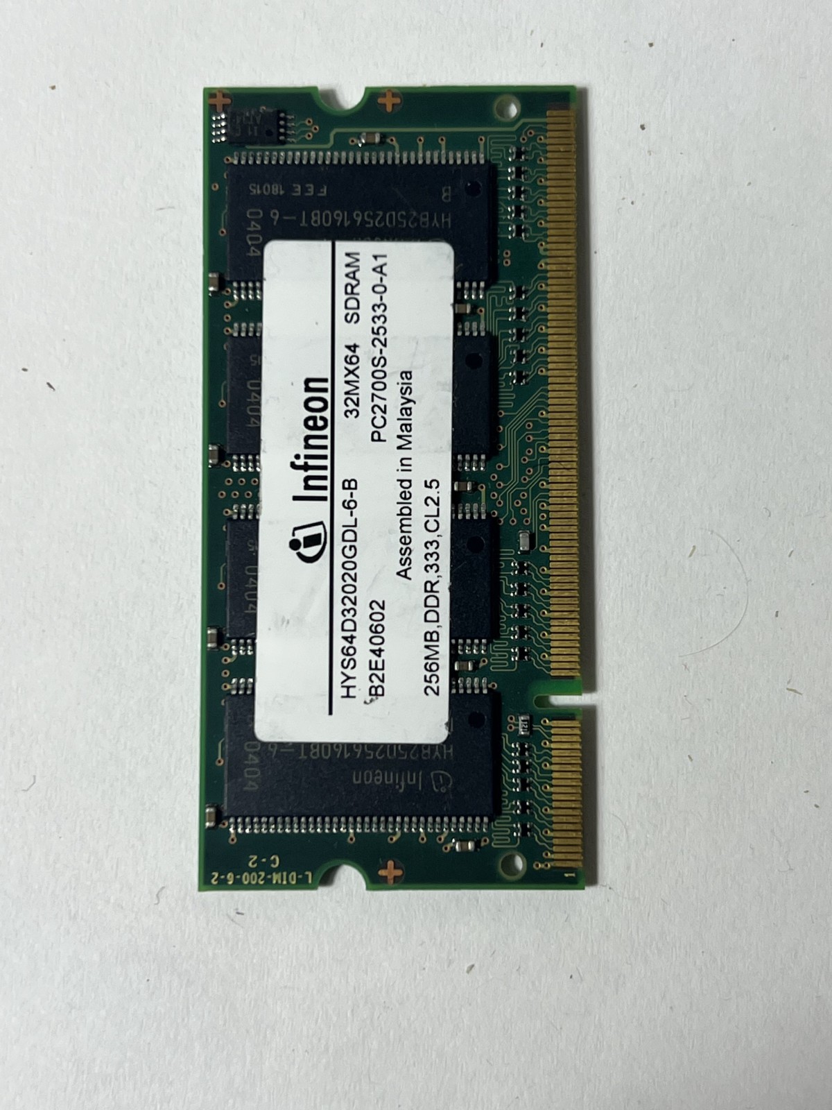 Infineon 256MB DDR 333 SDRAM 168pin DIMM 32MX64 PC2700S-2533-0-A1 hys64d32020gdl