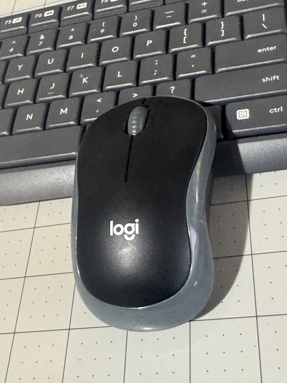Logitech MK235 Durable Wireless Combo K235 Keyboard & M170 Mouse