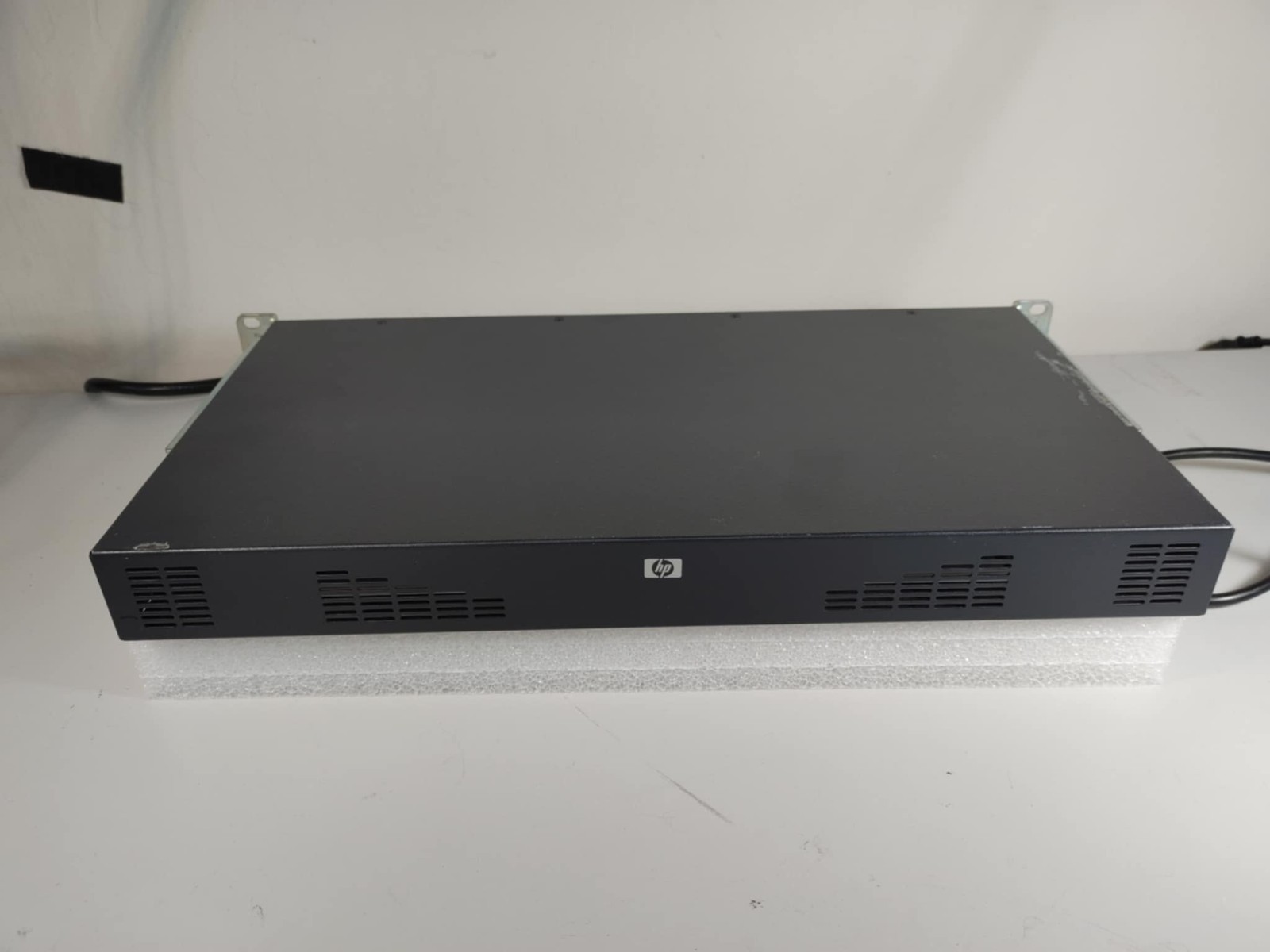 HP AF622A IP  G2 4X1EX32 KVM Console Switch