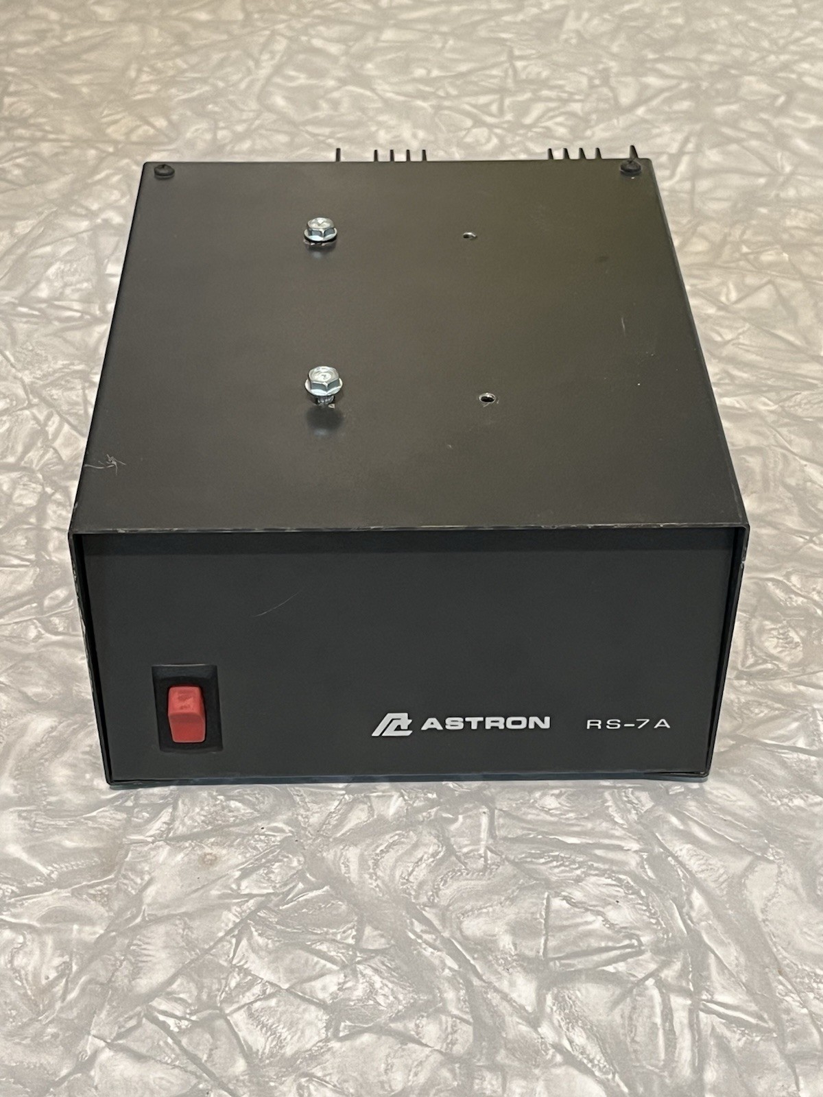 RS-7A, model RS-7A astron power supply 115VAC input -OUTPUT 13.8VDC 5AMPS