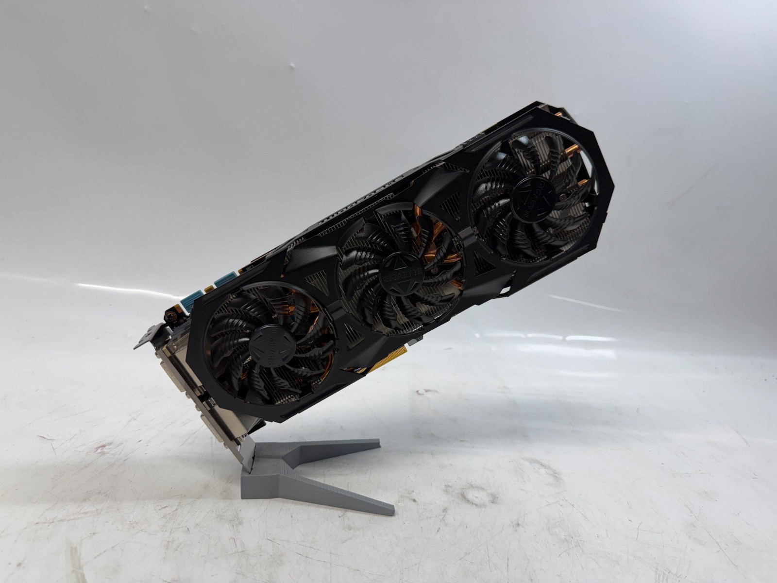 Gigabyte GeForce GTX 970 WindForce 4GB GDDR5 Graphics Card GV-N970G1 GAMING-4GD