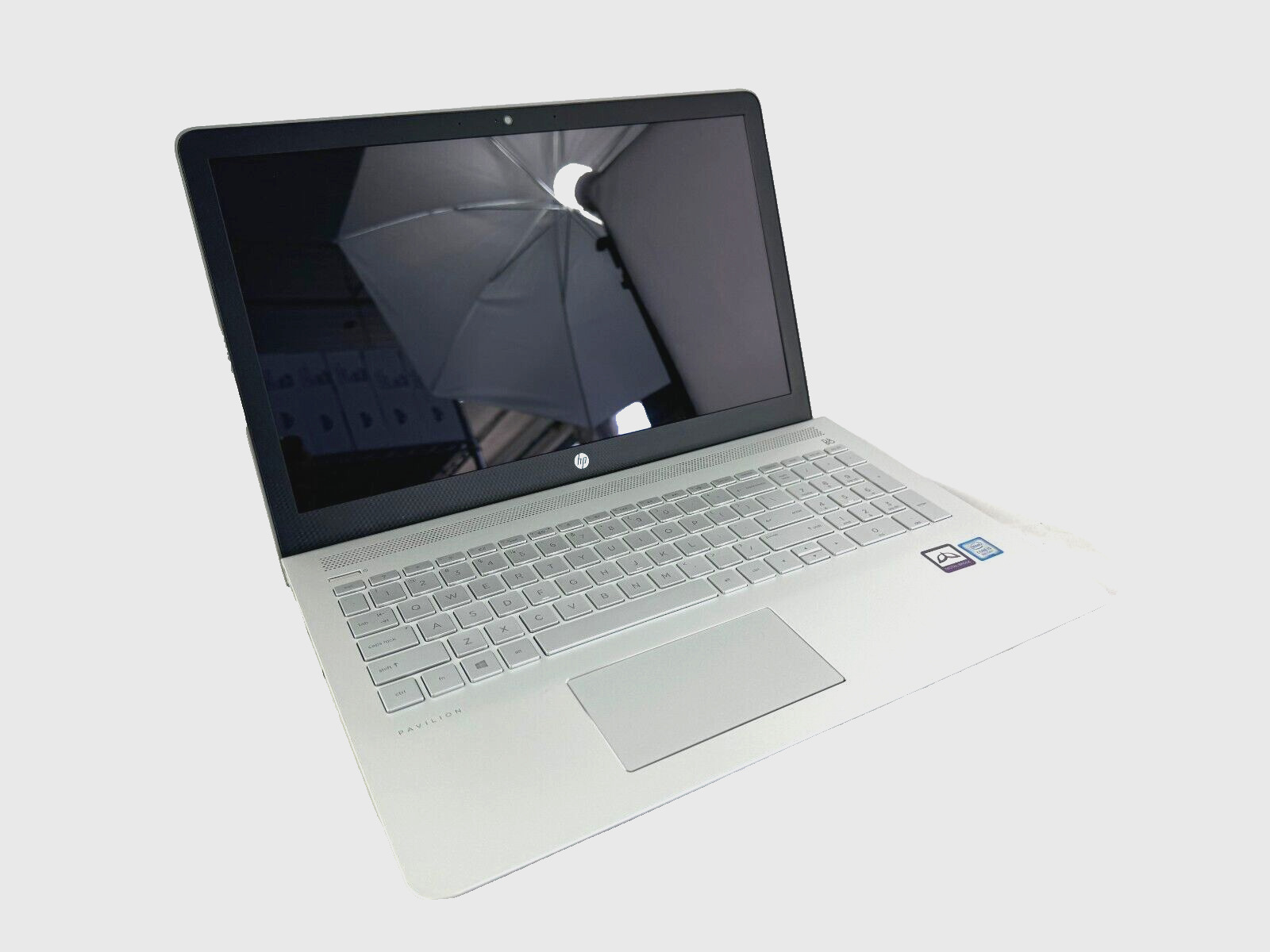 HP Pavilion laptop 15 cc1xx w/ Intel Core i5-8250U 16GB RAM 256GB SSD W10 PRO