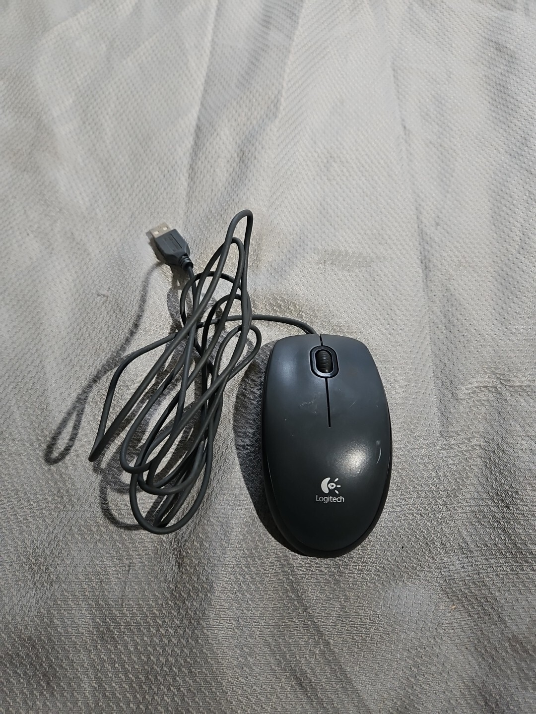 Logitech M100 USB Corded M-U0026 Scroll Wheel Optical Mouse