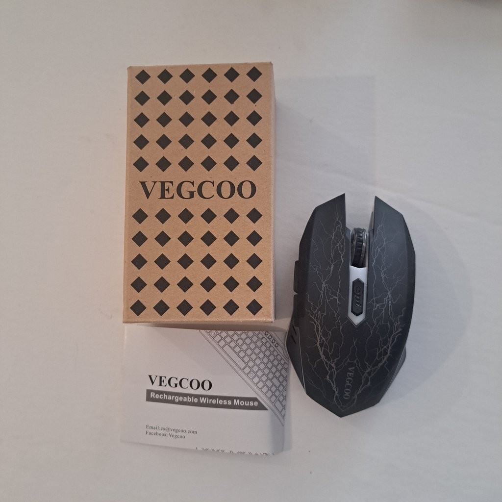 VEGCOO Rechargeable Wireless Gaming Mouse
