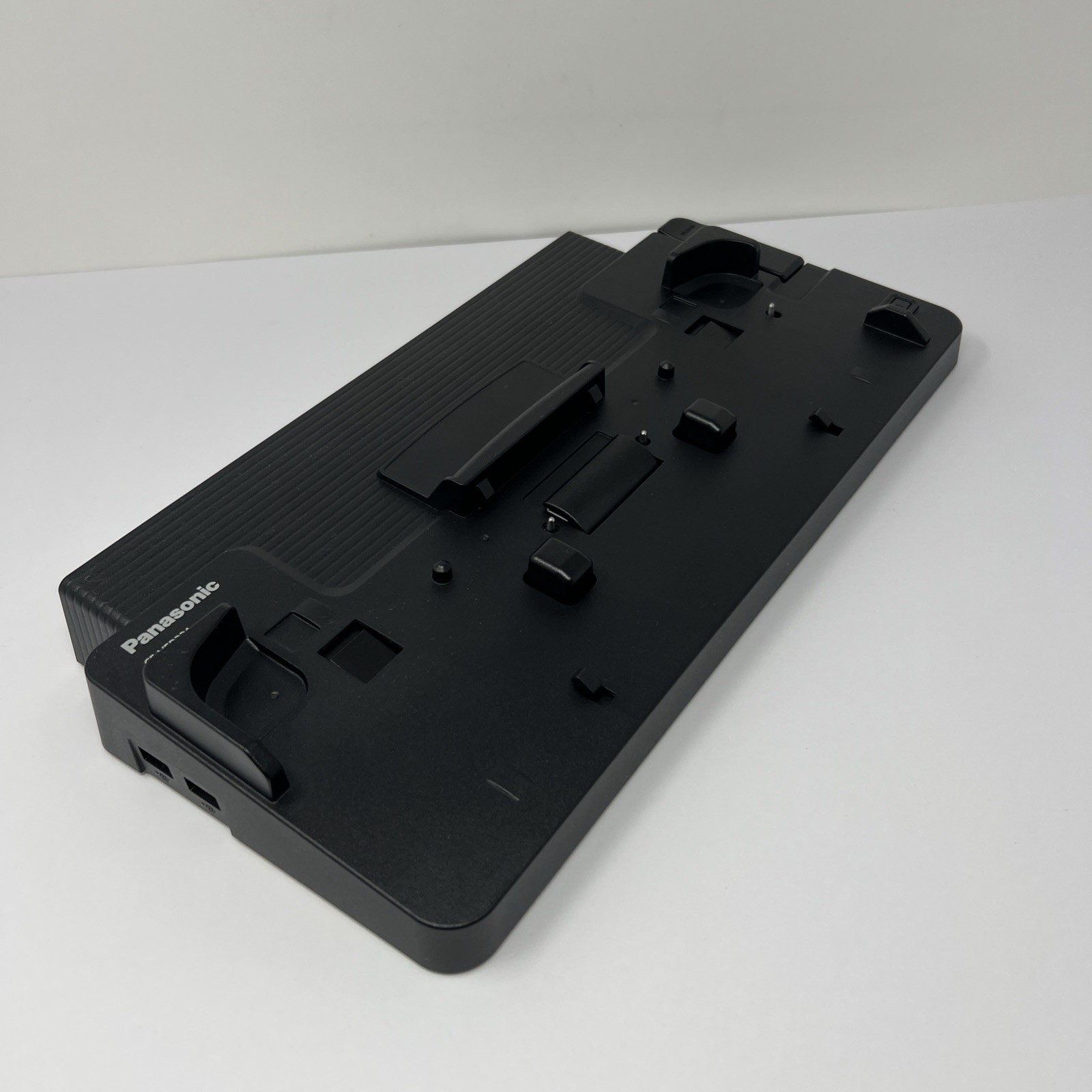 Panasonic Docking Station for CF-33 DESKTOP DOCK CF-VEB331U