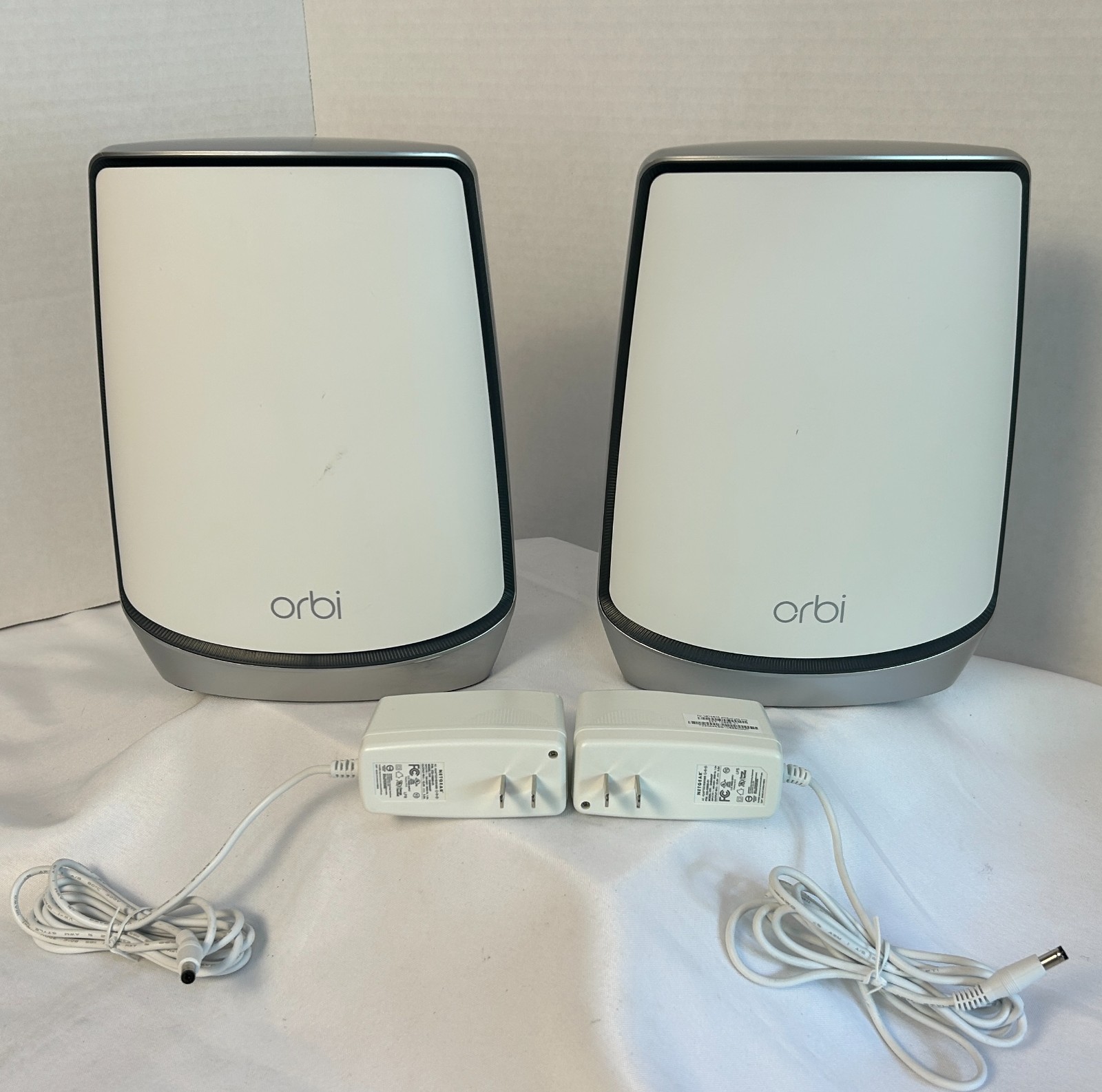 NETGEAR ORBI AX5700 TRI-BAND WIFI 6 MESH SYSTEM RBK842 RBR840 ROUTER + SATELLITE