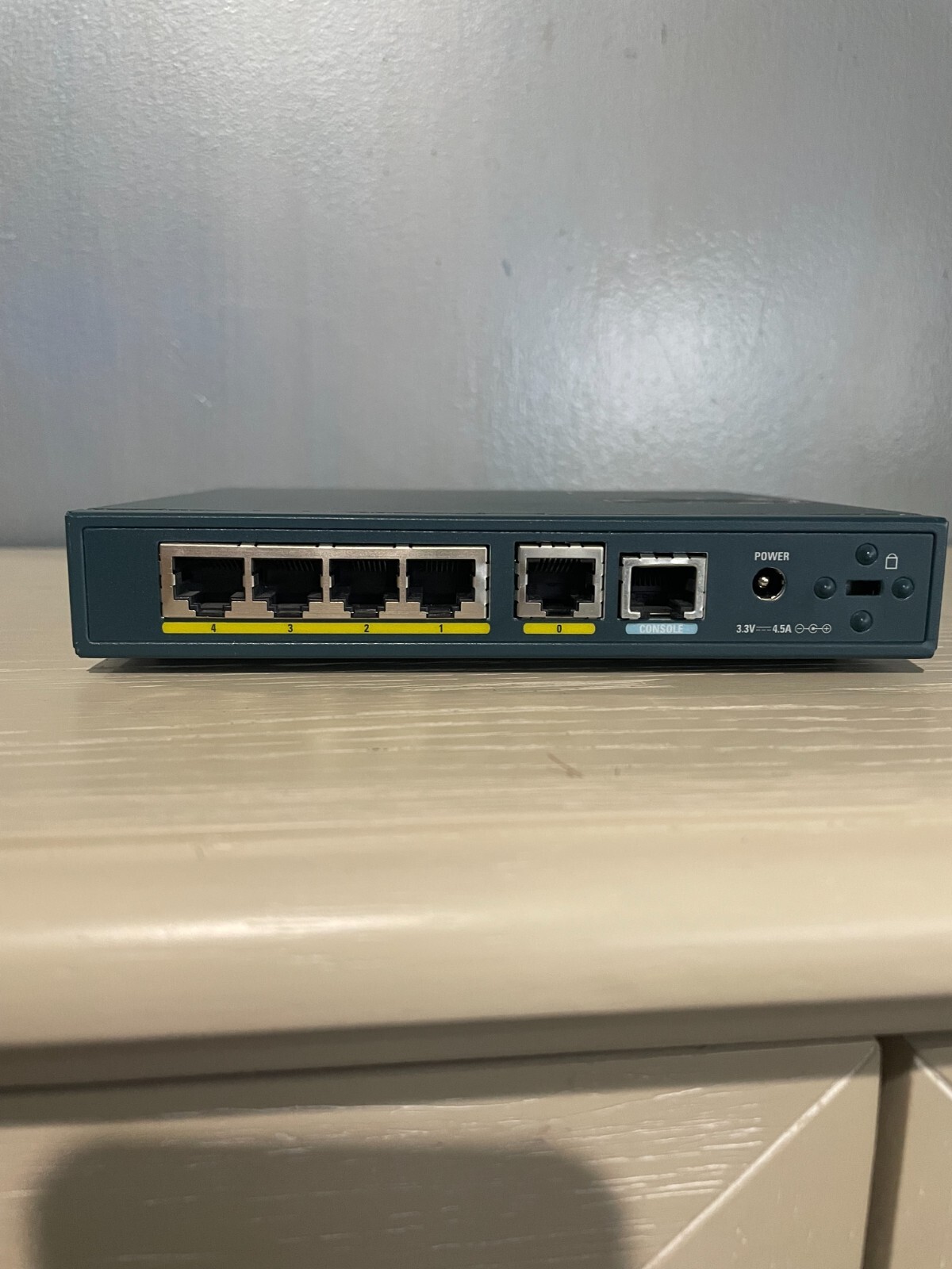 Cisco PIX-501-BUN-K9 100 Megabits Per Second