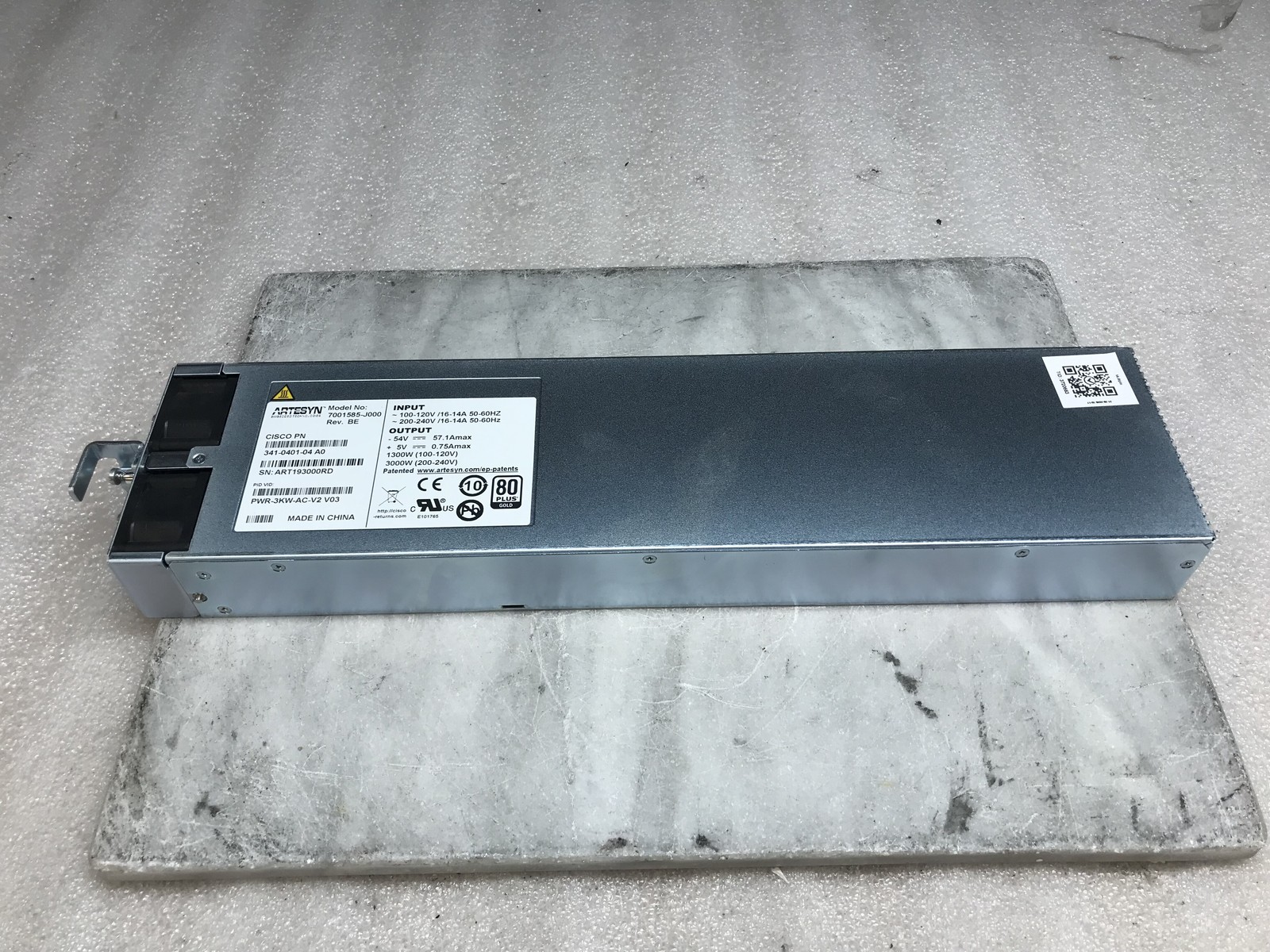 CISCO ARTESYN PWR-3KW-AC-V2 V03 341-0401-04 A0 7001585-J000 Power Supply