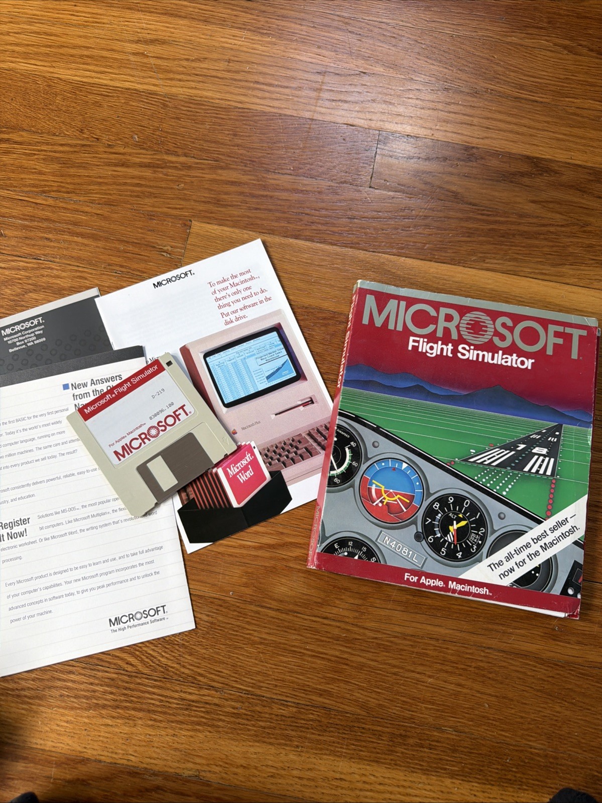 Microsoft Flight Simulator - Macintosh Floppy Vintage Game