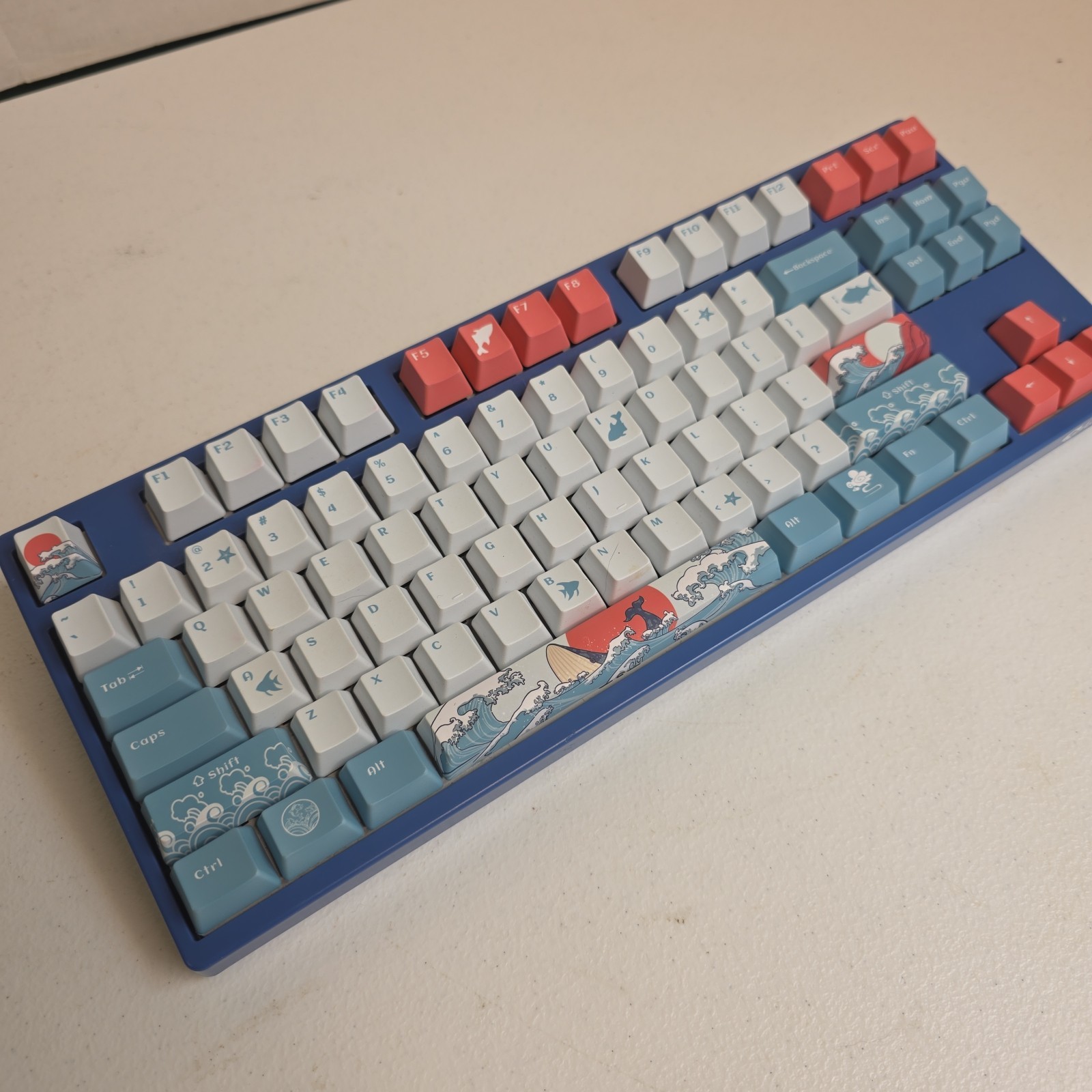 Akko 3087 Mechanical Keyboard - Cherry Red Keys - Ocean/Fish Themed - TESTED