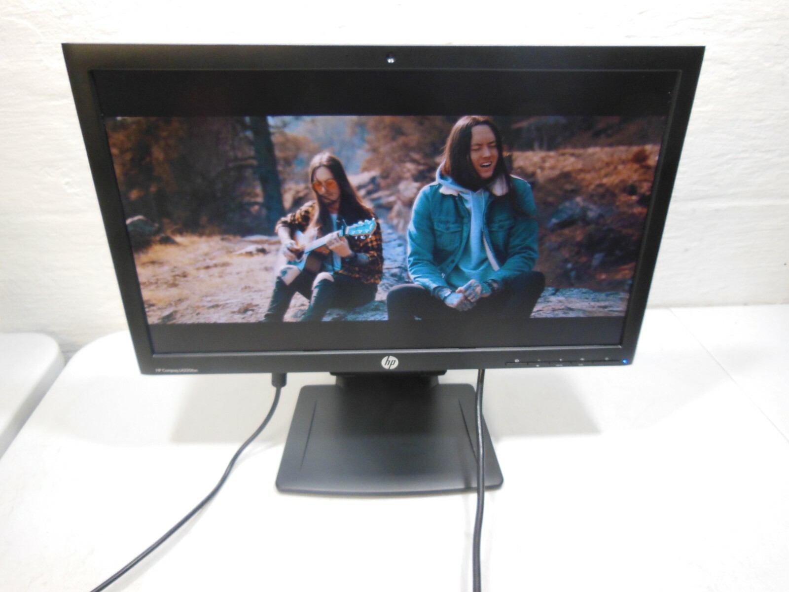 HP Compaq LA2206XC 21.5" LCD Monitor Built in Webcam