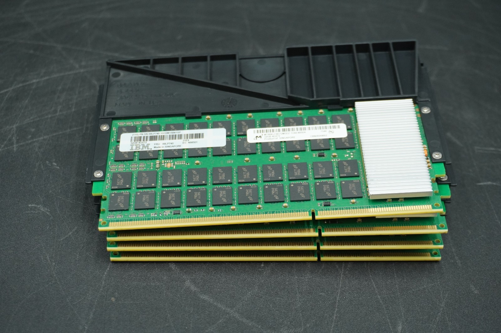 Lot of 4 IBM Micron 00LP740 32GB DDR3 PC3-12800 Server RAM *Untested*