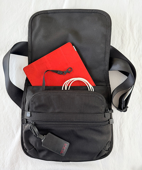 TUMI IPAD BAG