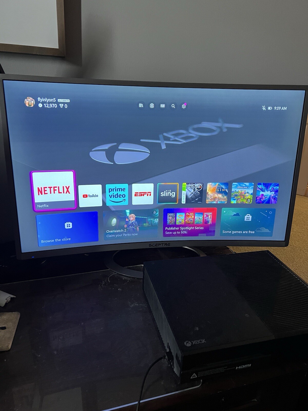 Sceptre 32-inch Curved Gaming Monitor Overdrive up to 240Hz DisplayPort 165Hz