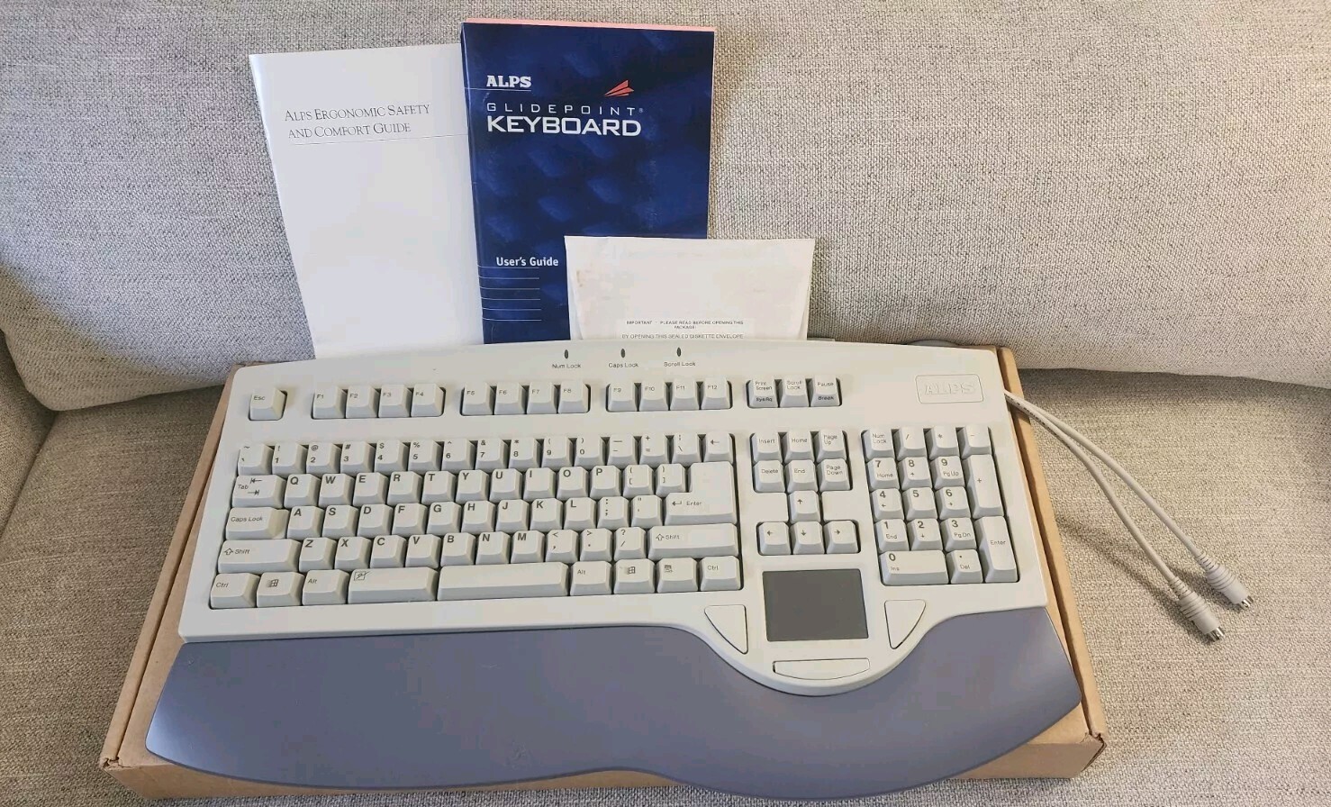 Vintage PC ALPS Glidepoint MGL Series Keyboard/Touchpad ADB Connector - UNTESTED